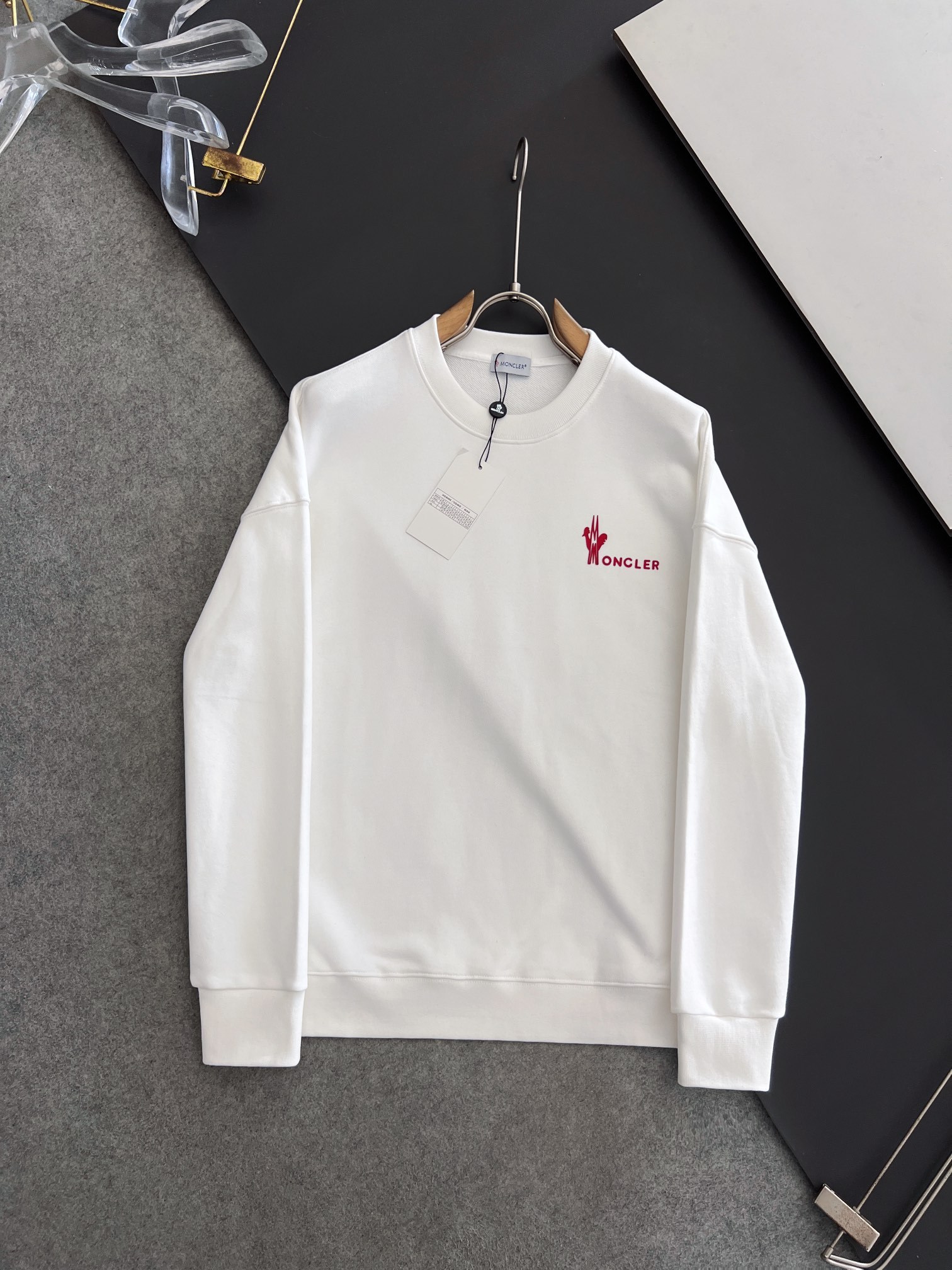 【MONCLER】長袖 T シャツ