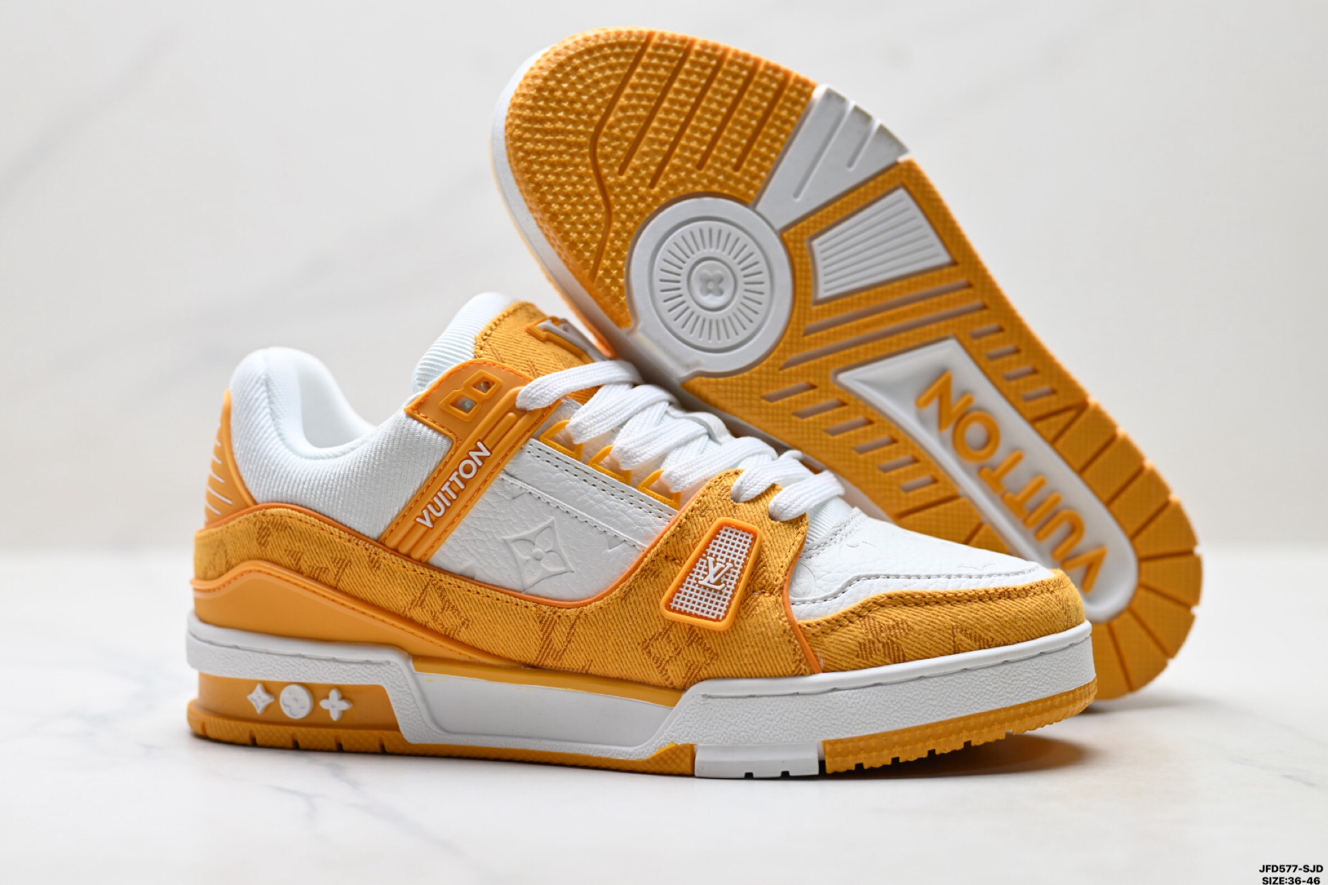 Louis Vuitton Trainer Sneaker Low スニーカー