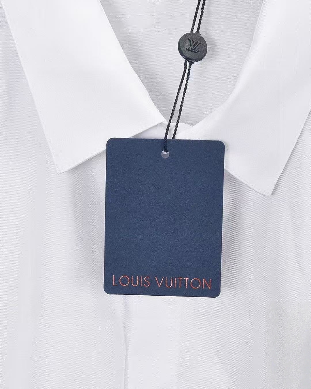 【LOUIS VUITTON】半袖シャツ