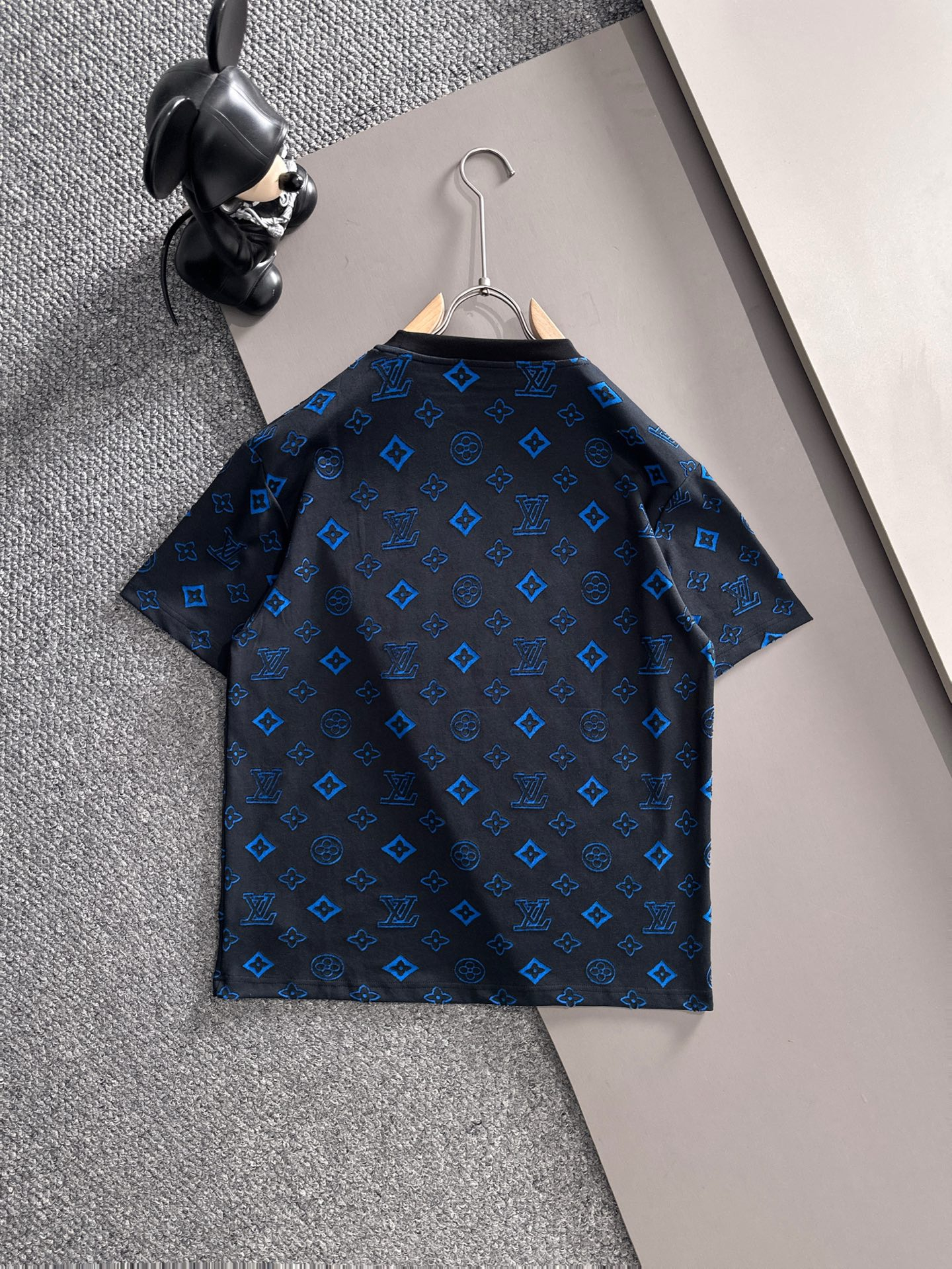 【LOUIS VUITTON】半袖T シャツショートパンツ セットアップ