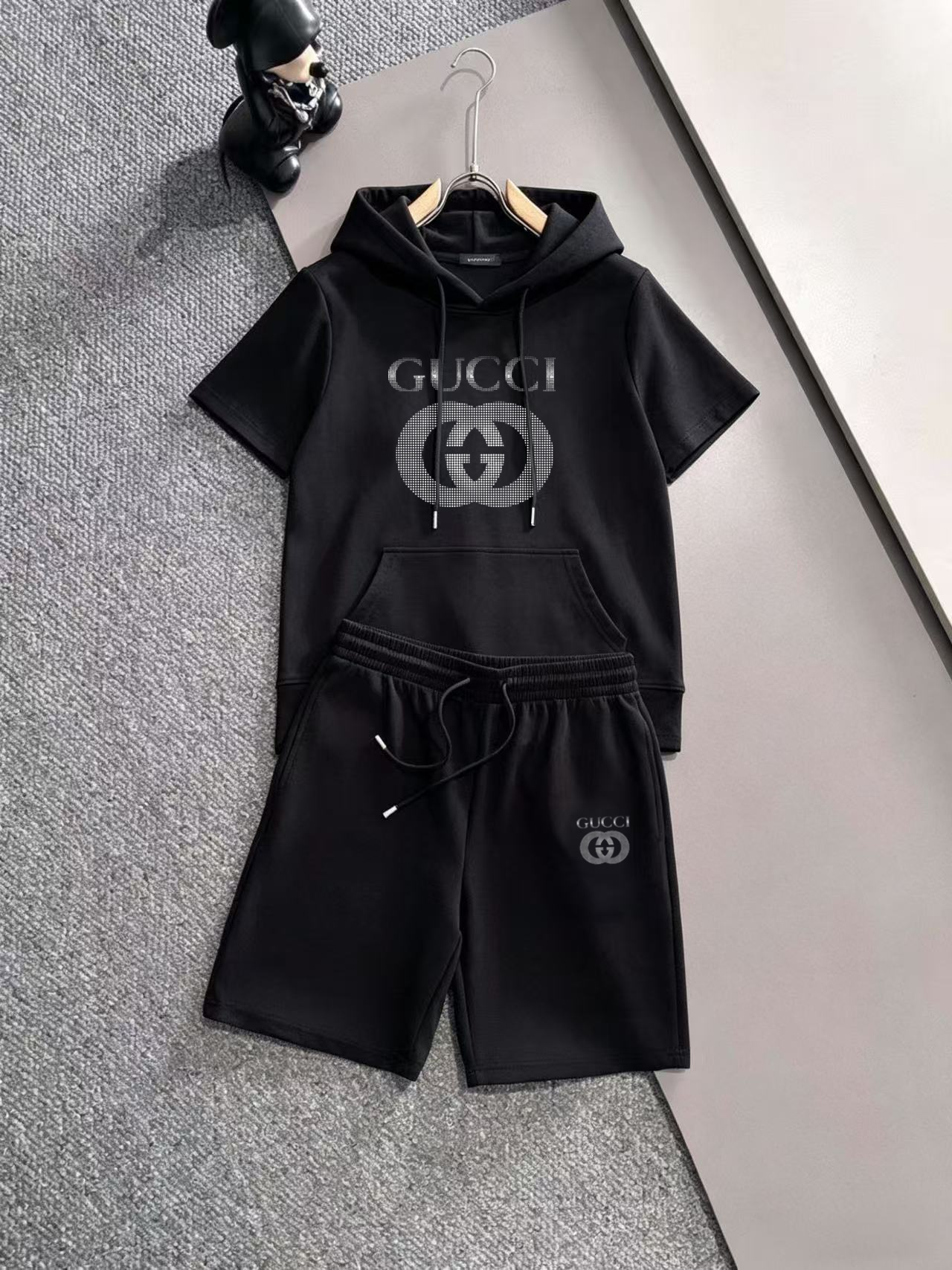 【GUCCI】半袖T シャツショートパンツ セットアップ
