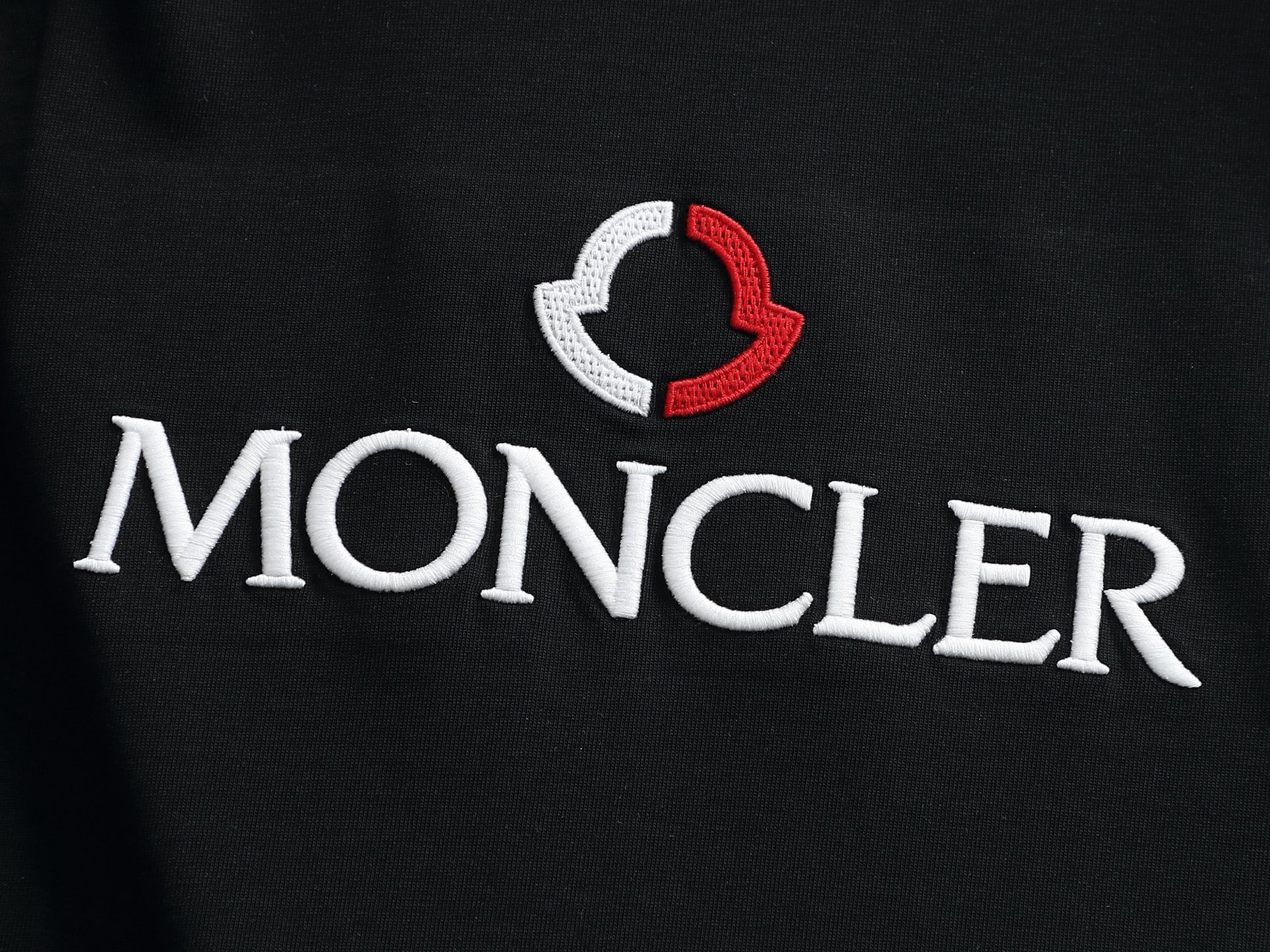 【MONCLER】半袖 T シャツ