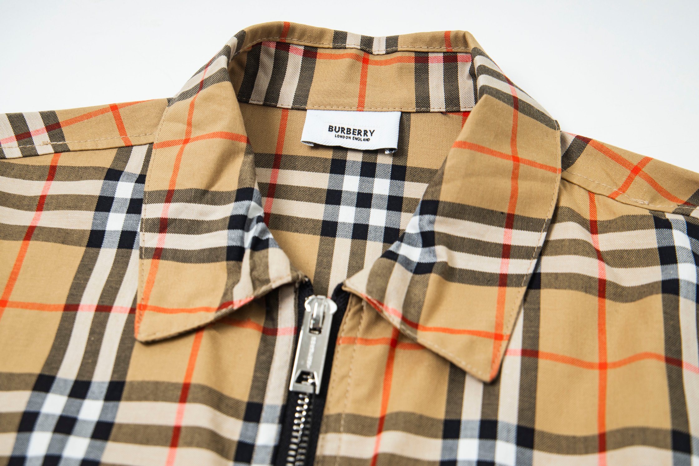 【BURBERRY】長袖シャツ
