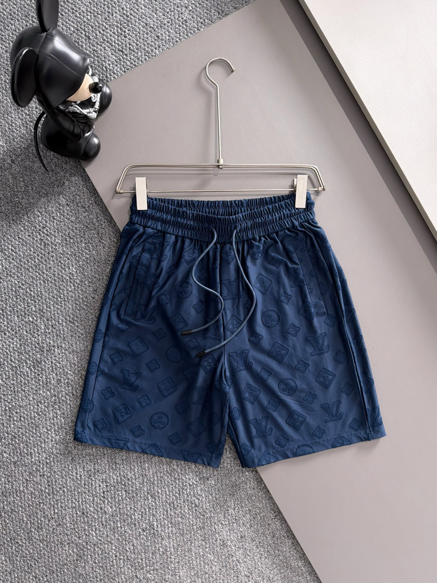 【LOUIS VUITTON】半袖T シャツショートパンツ セットアップ