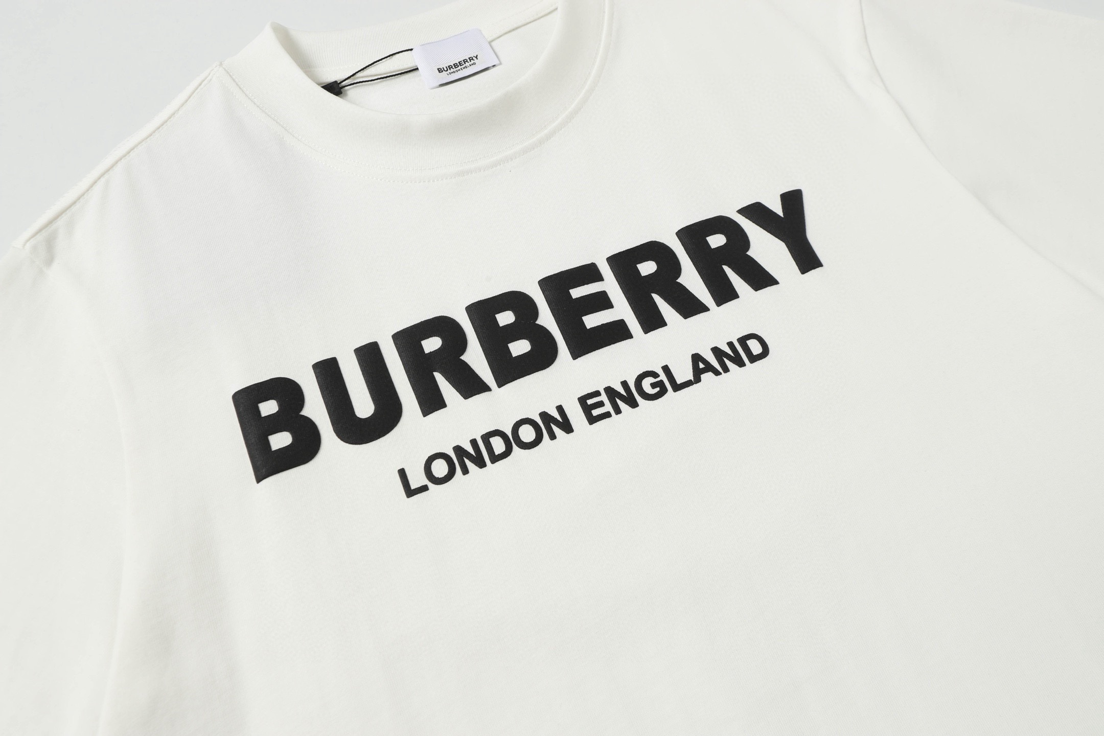 【BURBERRY】半袖 T シャツ