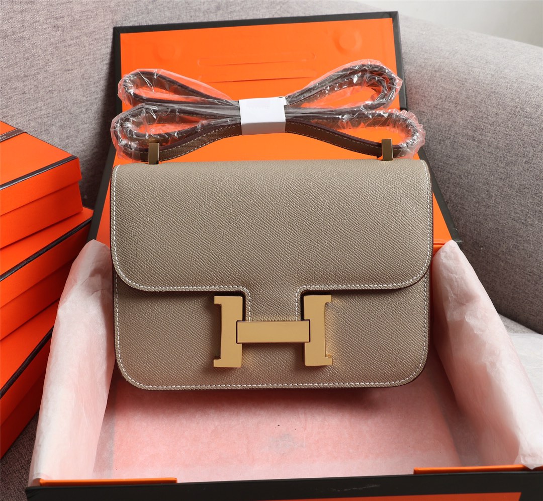 HERMES リミテッドエディション コンスタンス