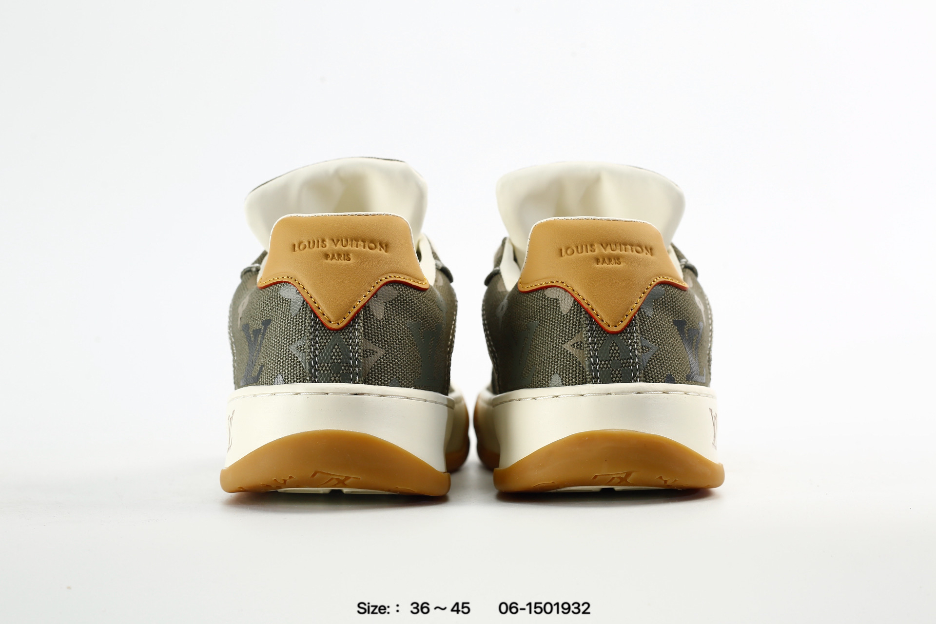 LOUIS VUITTON Trainer キャンバススニーカー