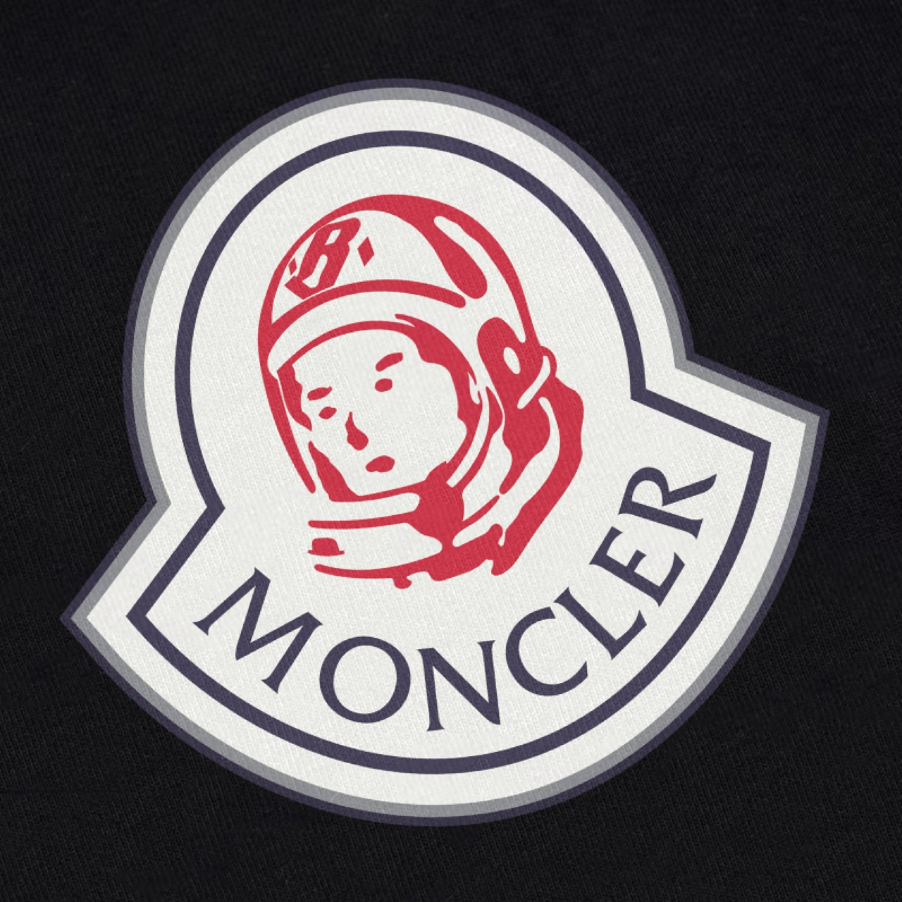 【MONCLER】プリントパーカー