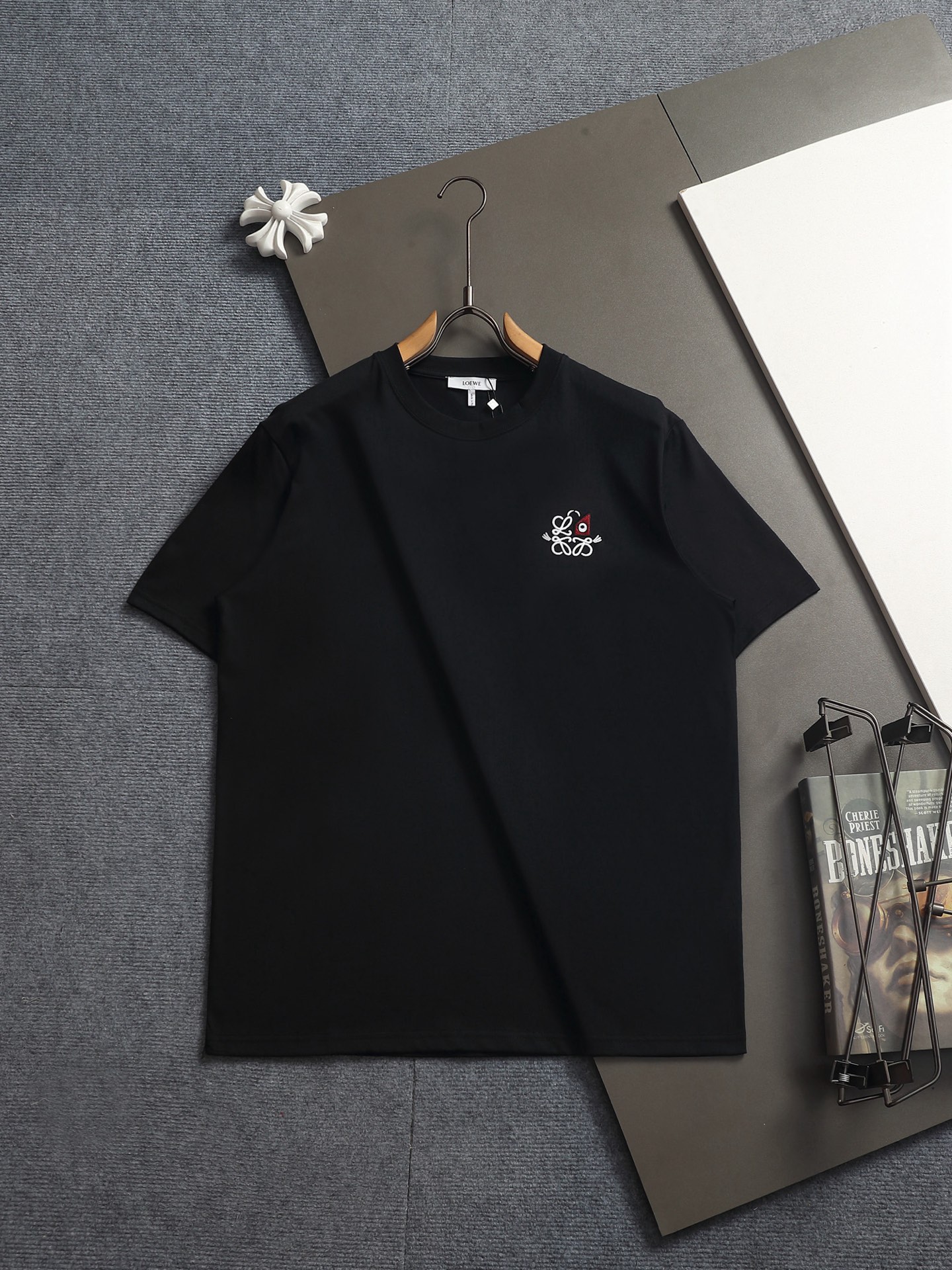 【LOEWE】半袖 T シャツ