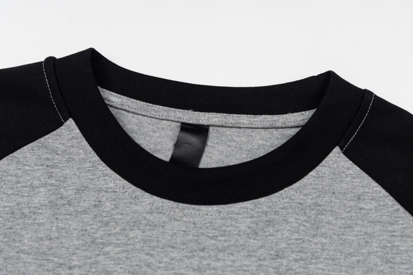 【CHROME HEARTS】長袖 T シャツ