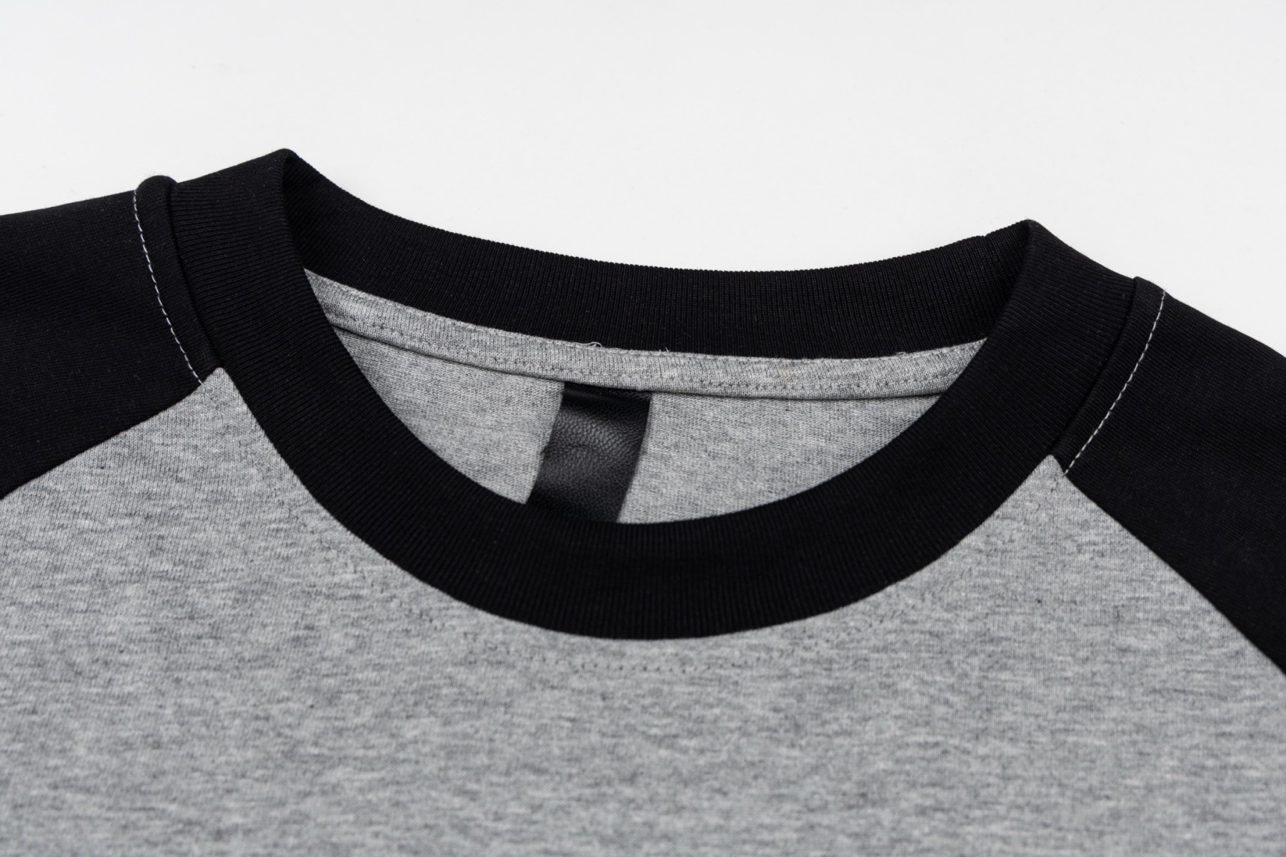 【CHROME HEARTS】長袖 T シャツ