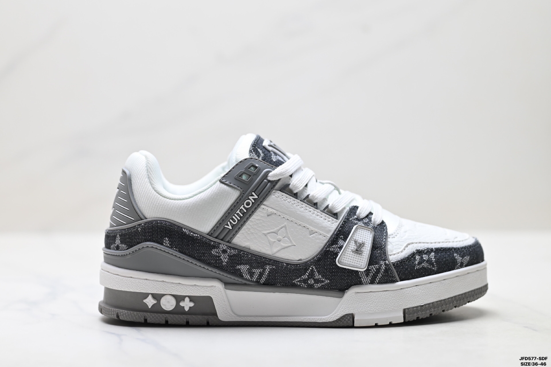 Louis Vuitton Trainer Sneaker Low スニーカー