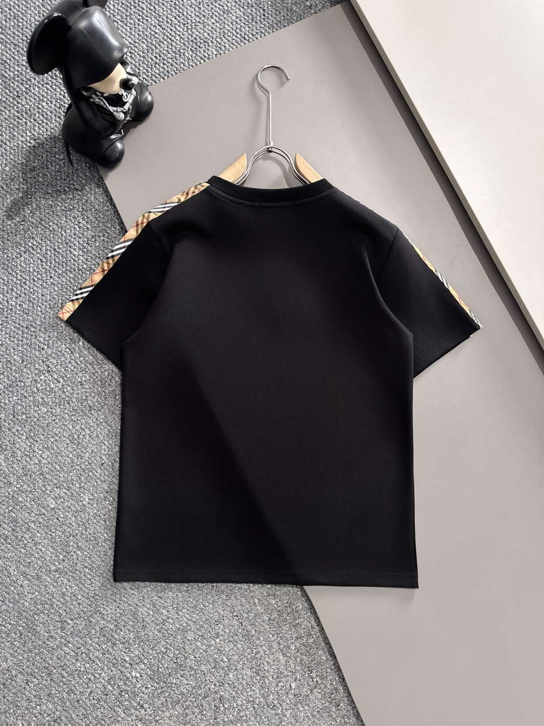 【BURBERRY】半袖T シャツショートパンツ セットアップ