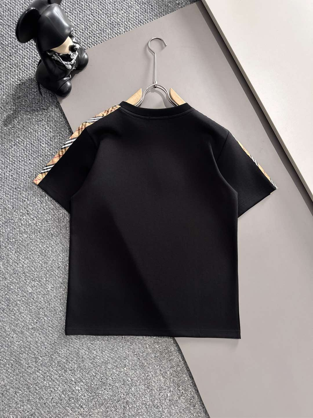 【BURBERRY】半袖T シャツショートパンツ セットアップ
