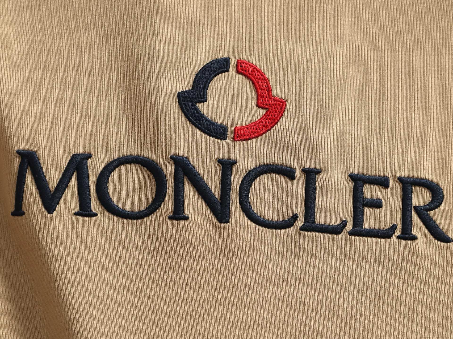 【MONCLER】半袖 T シャツ