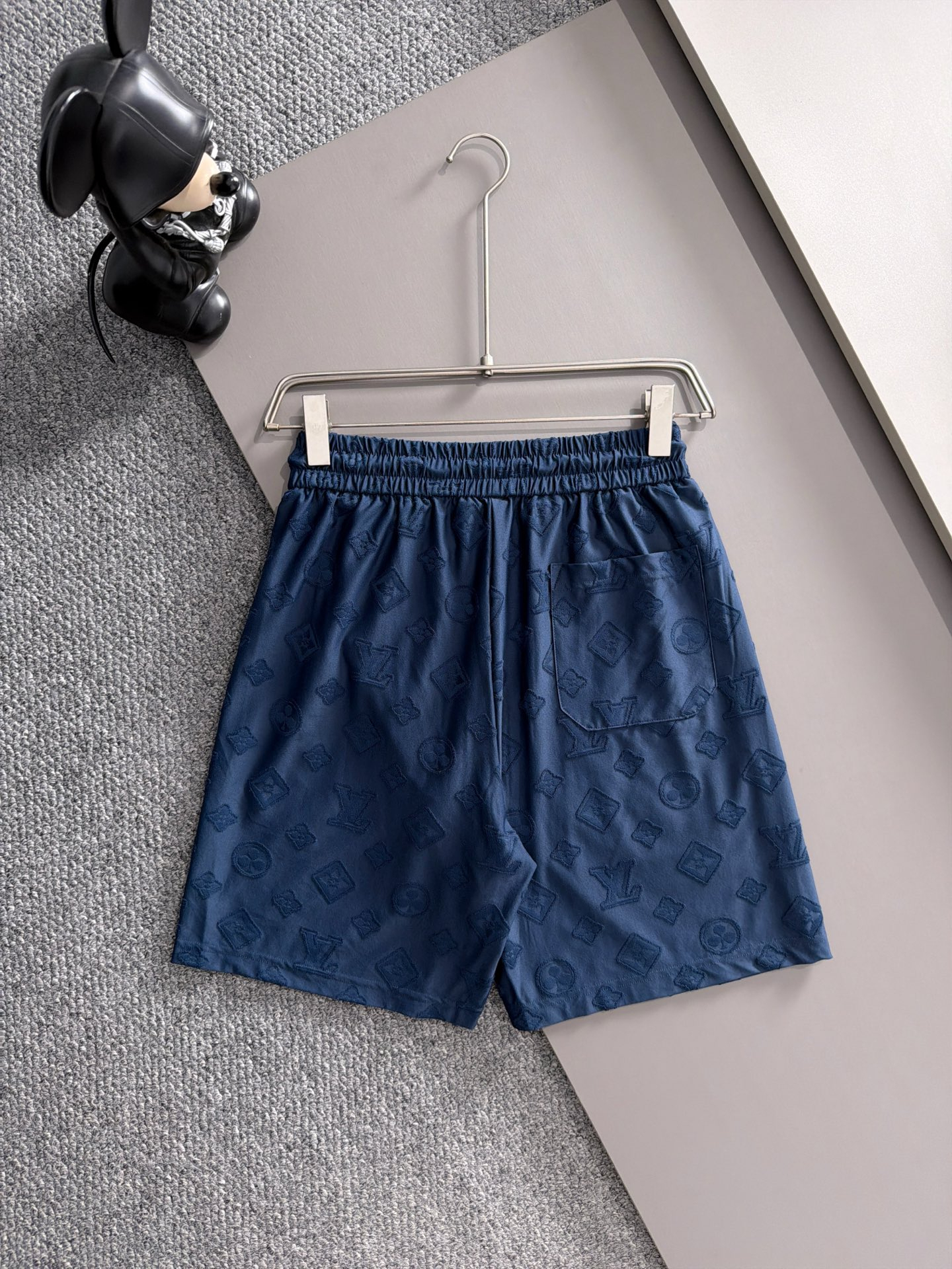 【LOUIS VUITTON】半袖T シャツショートパンツ セットアップ