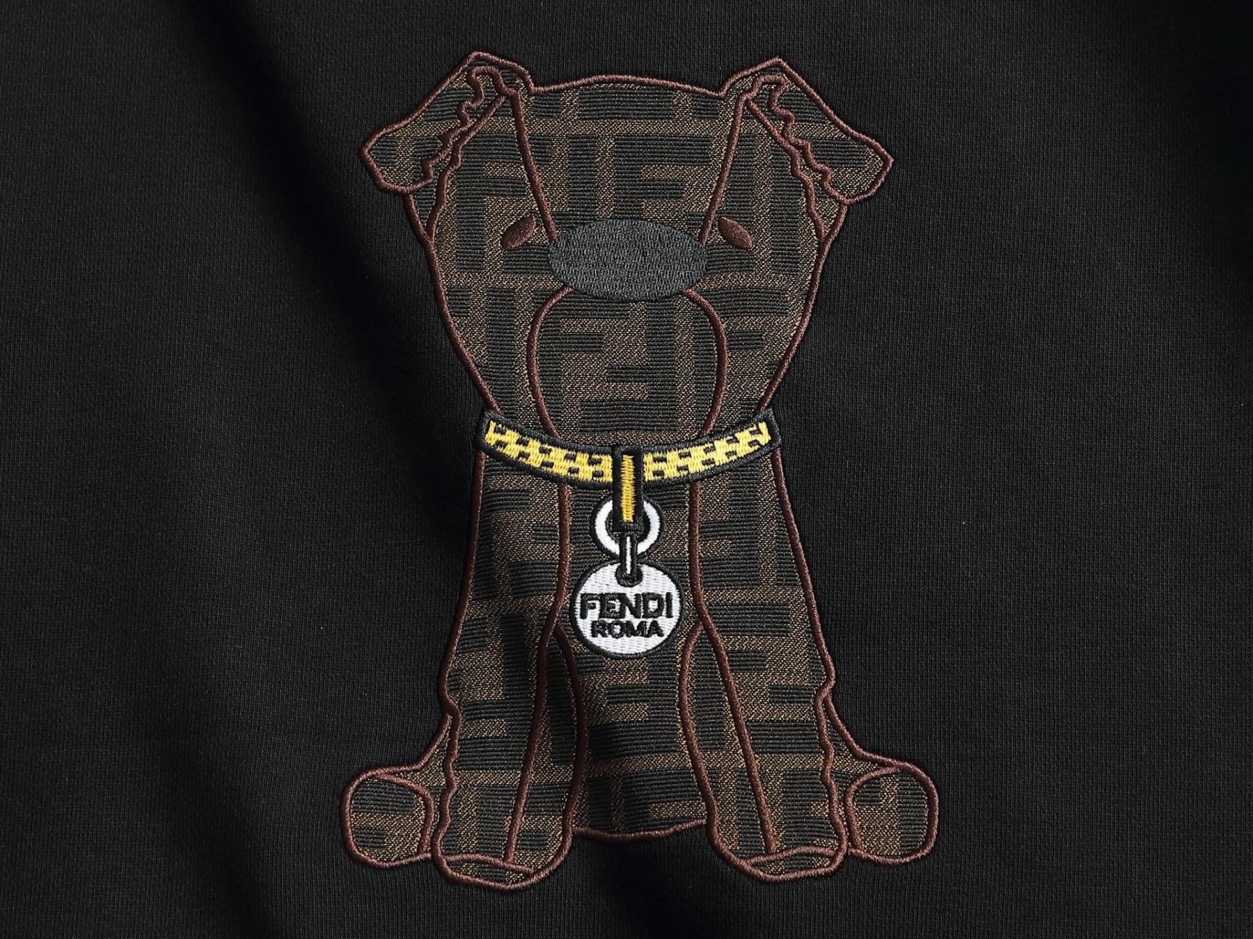 【FENDI】刺繍長袖 T シャツ