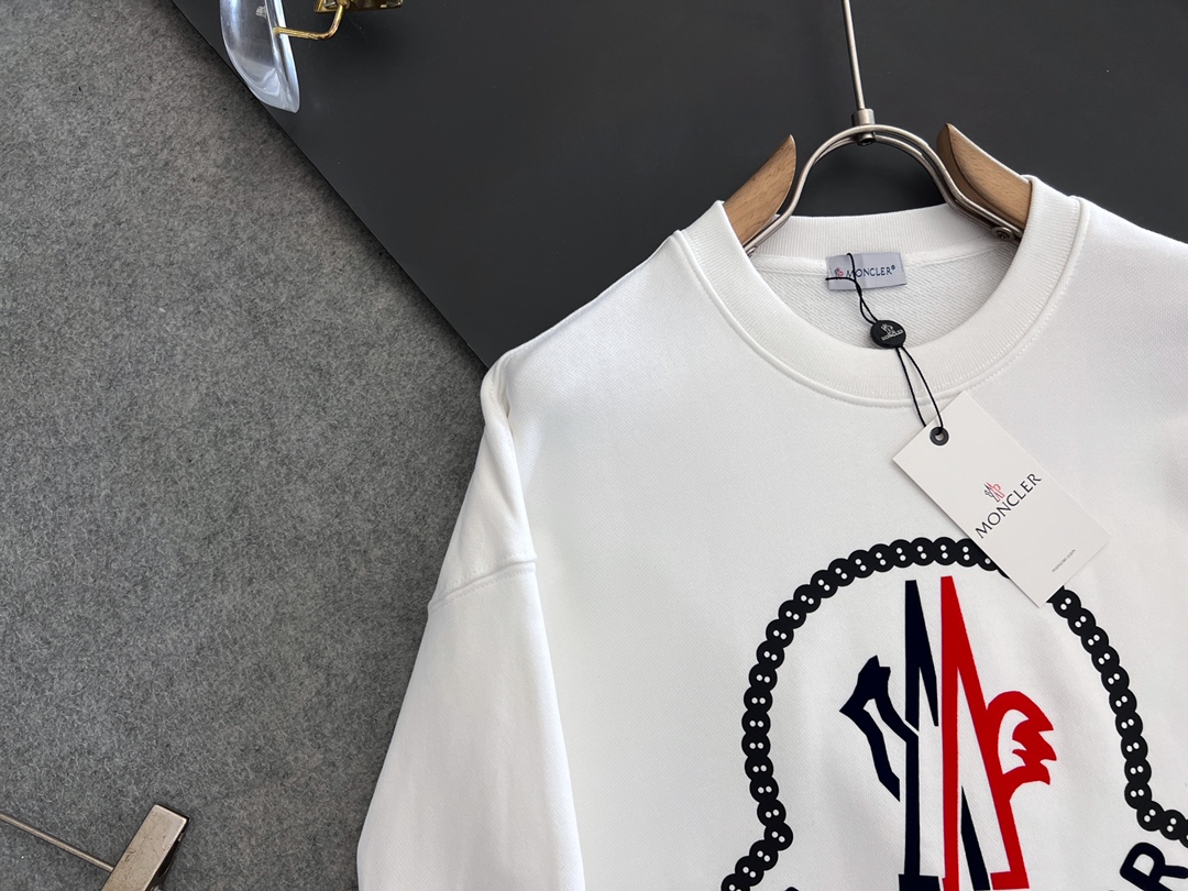 【MONCLER】長袖 T シャツ