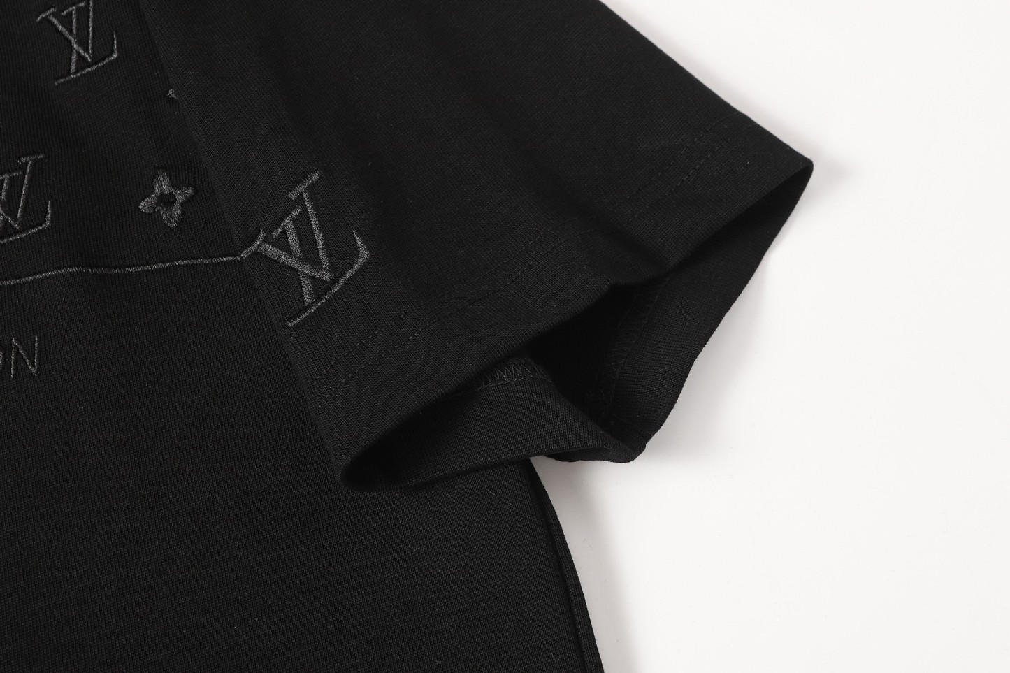【LOUIS VUITTON】半袖 T シャツ