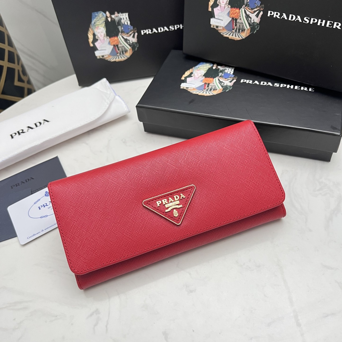 Pradaレザー コンチネンタルウォレット 財布 折財布