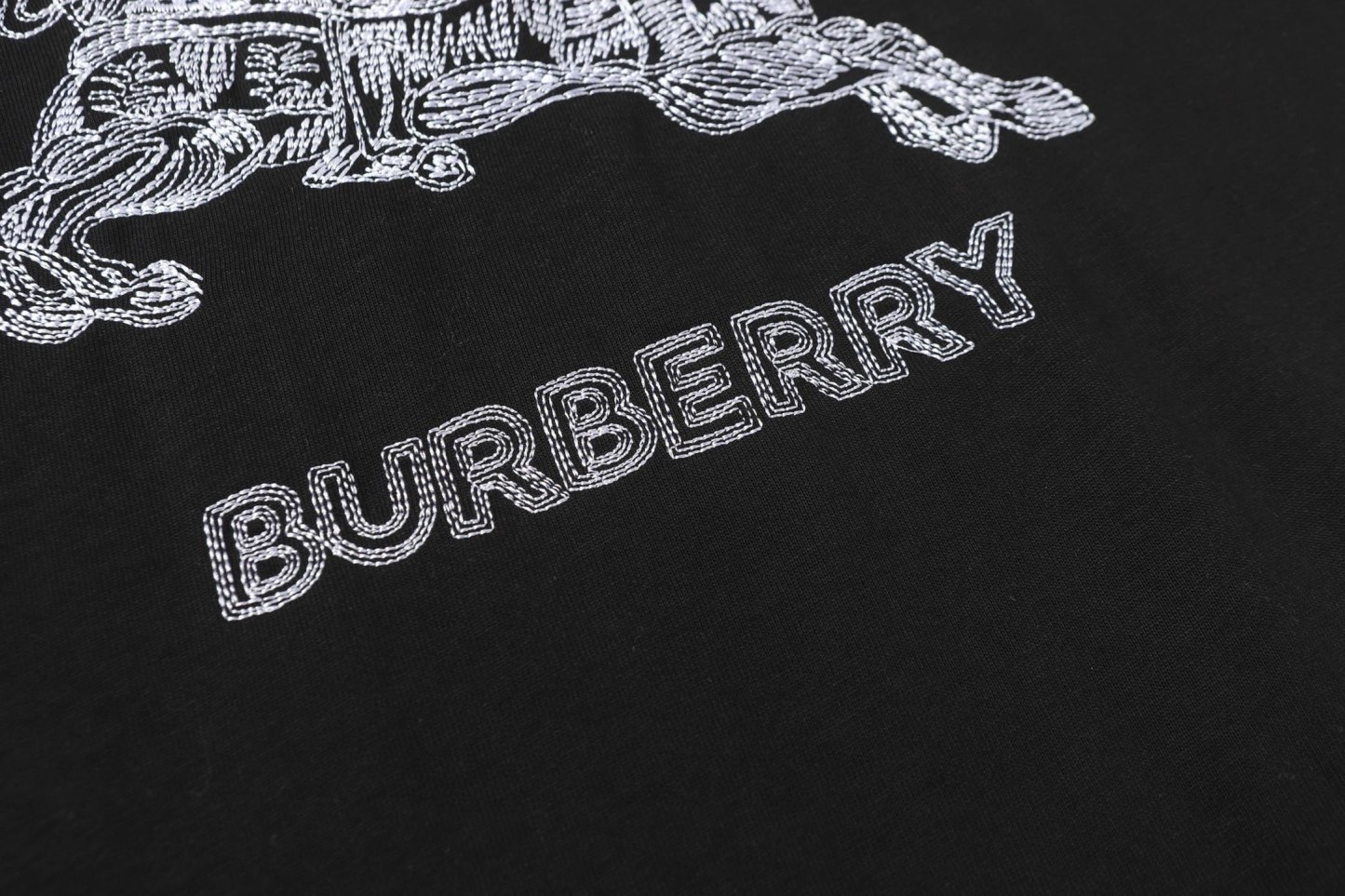 【BURBERRY】半袖 T シャツ