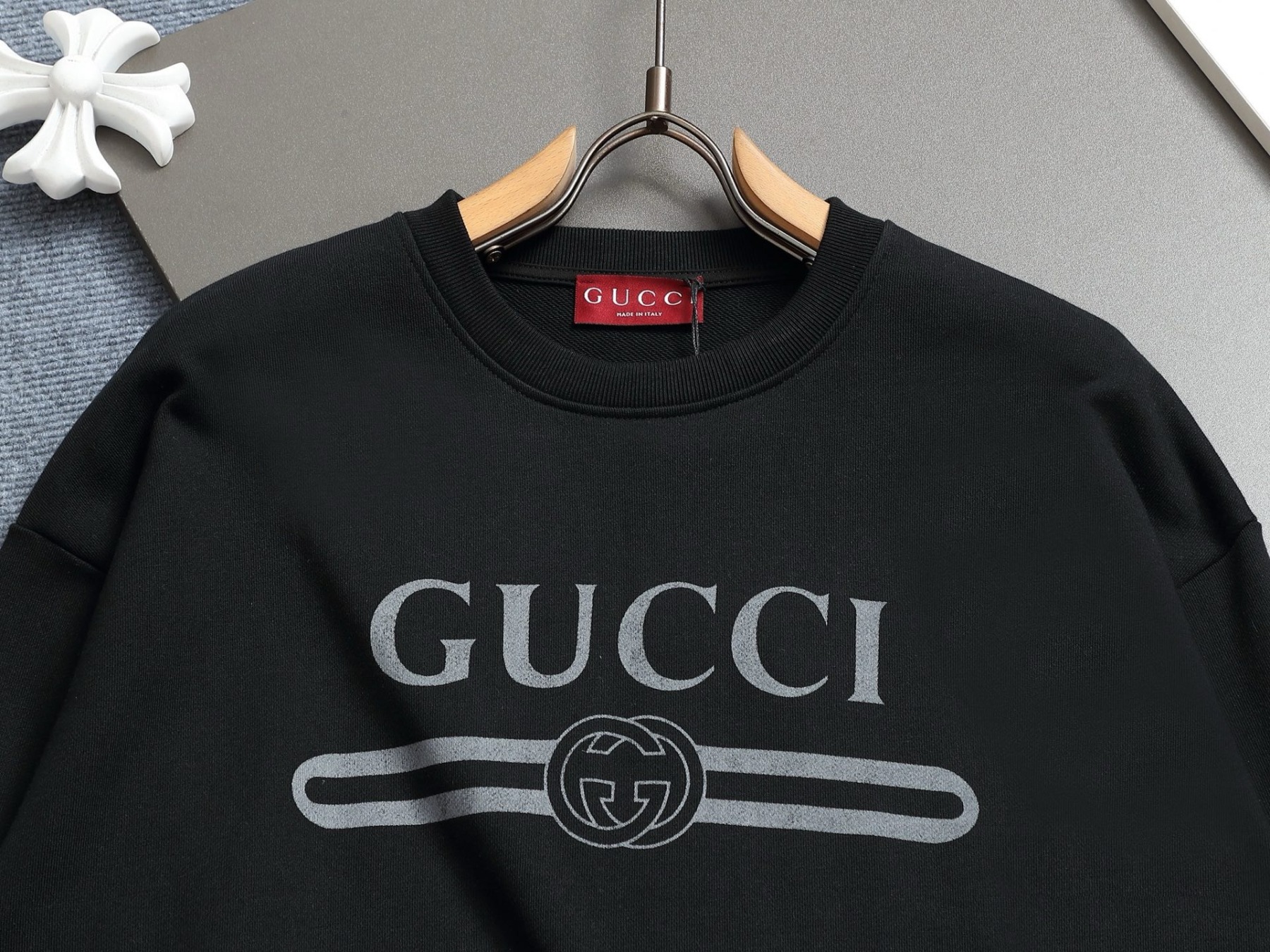 【GUCCI】プリント長袖 T シャツ