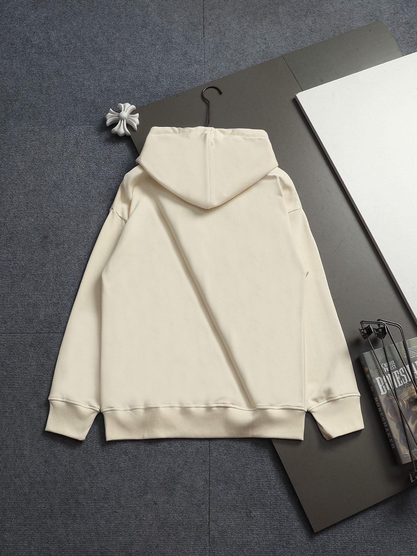 【LOEWE】ロエベ 刺繍パーカー
