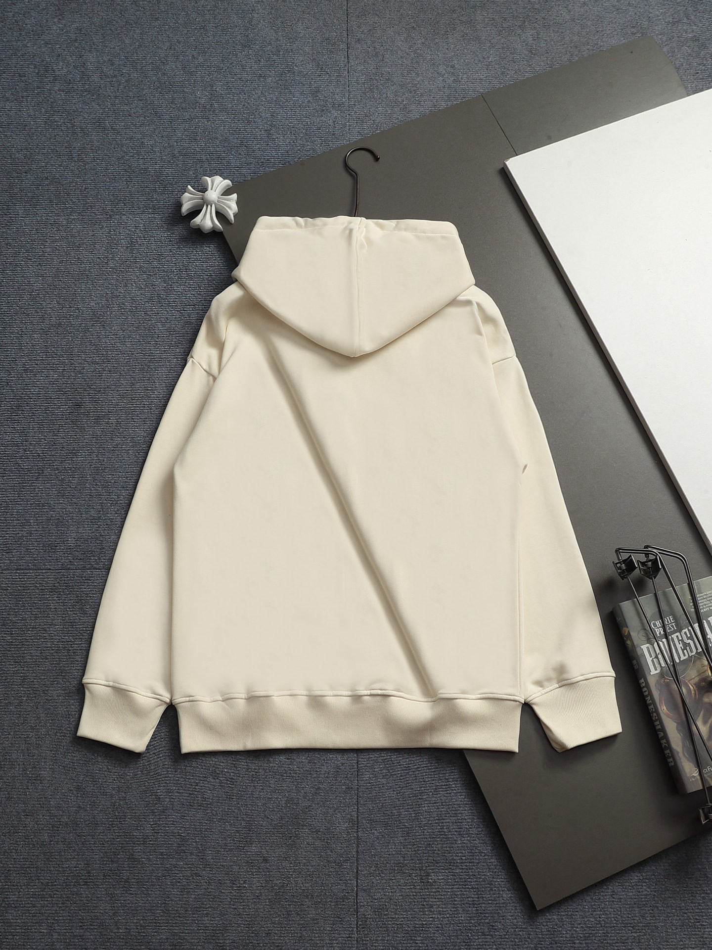 【LOEWE】ロエベ 刺繍パーカー