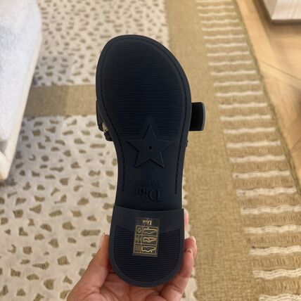 6万取引突破★UPS速達便利用!【DIOR】Dioriviera サンダル