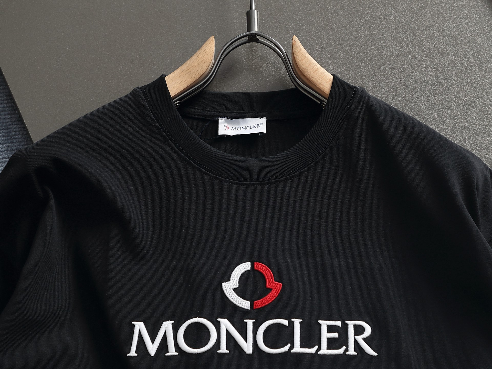 【MONCLER】半袖 T シャツ