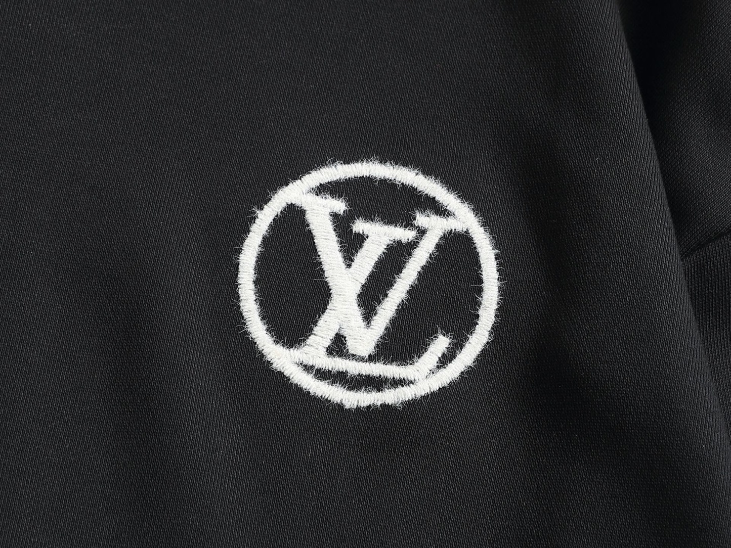 【LOUIS VUITTON】長袖 T シャツ