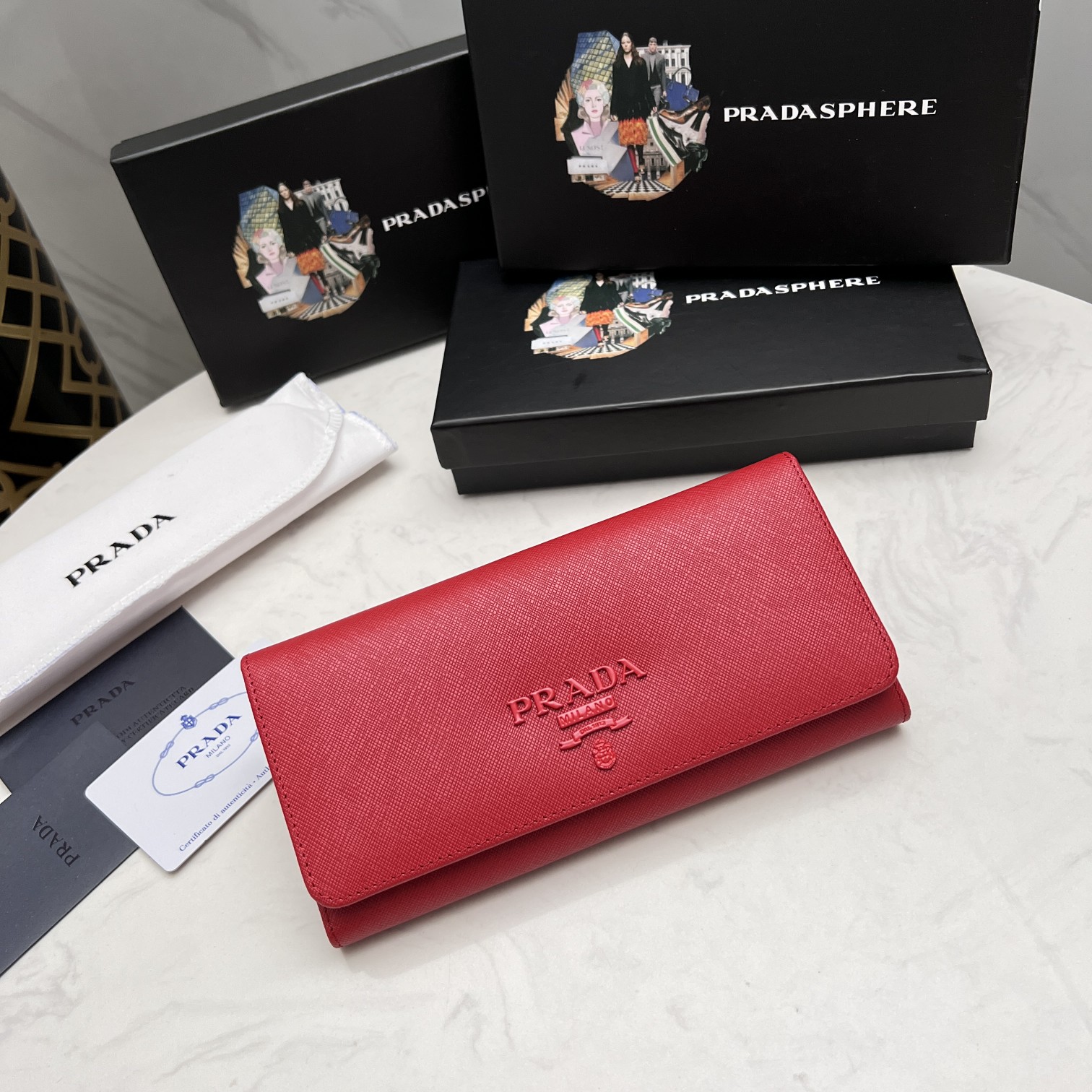 Pradaレザー コンチネンタルウォレット 財布 折財布