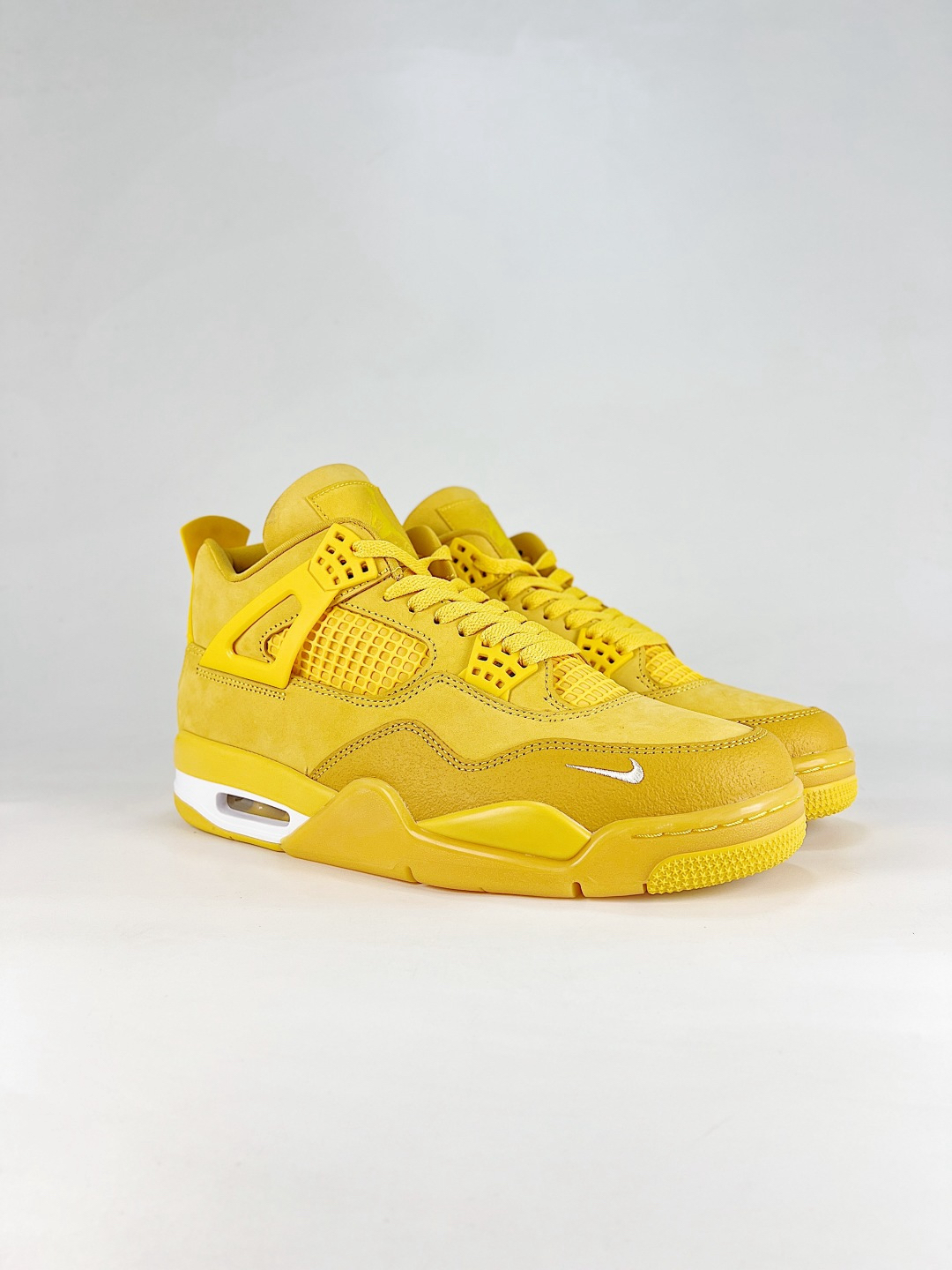 NIKE Air Jordan 4 レトロ イエロー  バスケットシューズ スエード  スニーカー