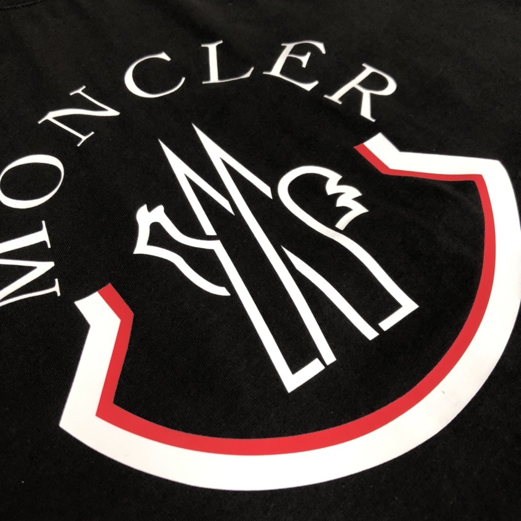 【MONCLER】長袖 T シャツ