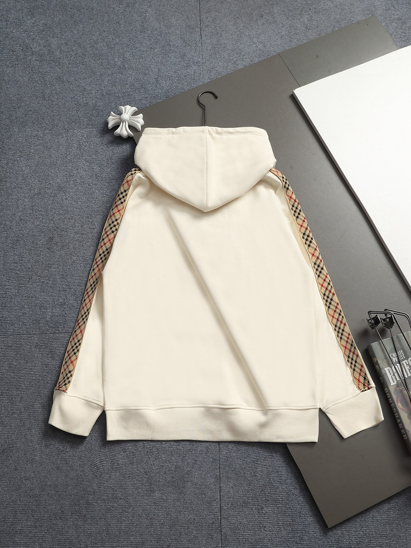 【BURBERRY】バーバリー パーカー