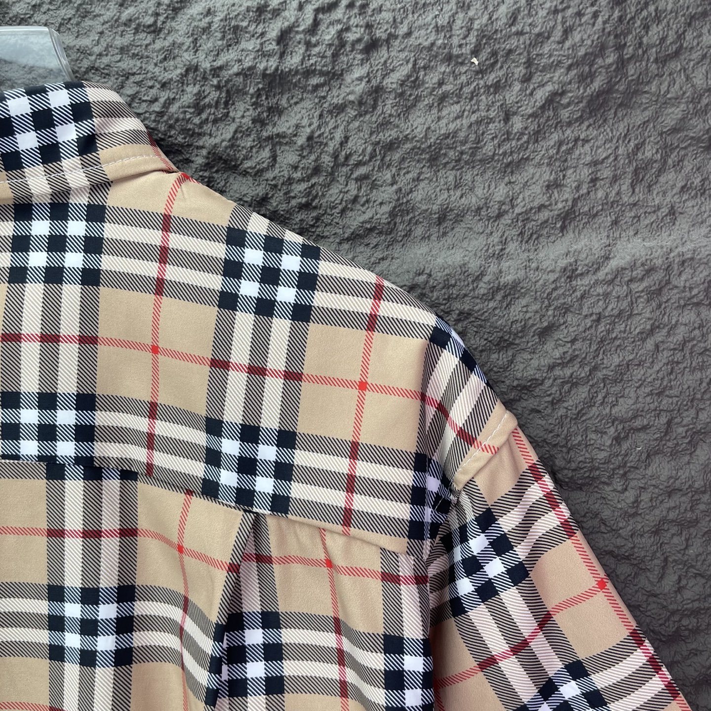 【BURBERRY】半袖シャツ