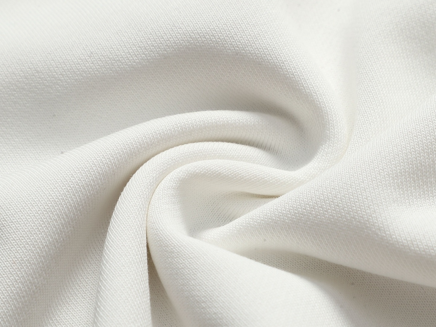【MONCLER】刺繍長袖 T シャツ