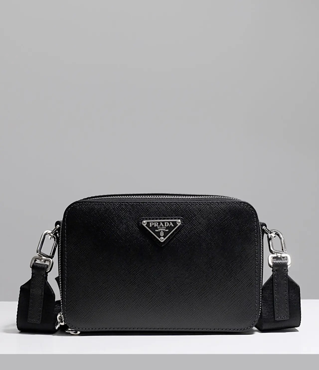 PRADA プラダ ブリック サフィアーノレザー バッグ