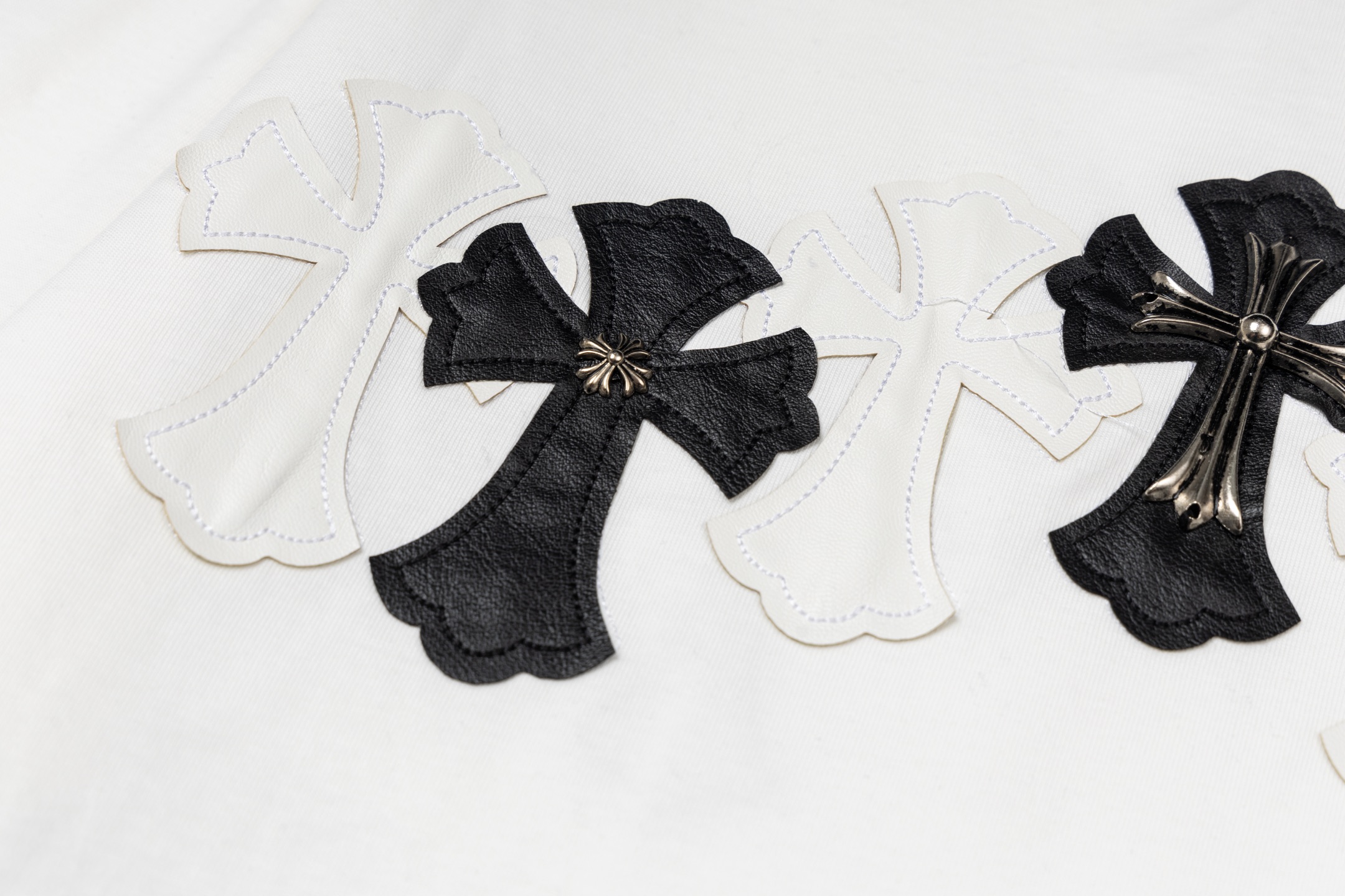 【CHROME HEARTS】長袖 T シャツ