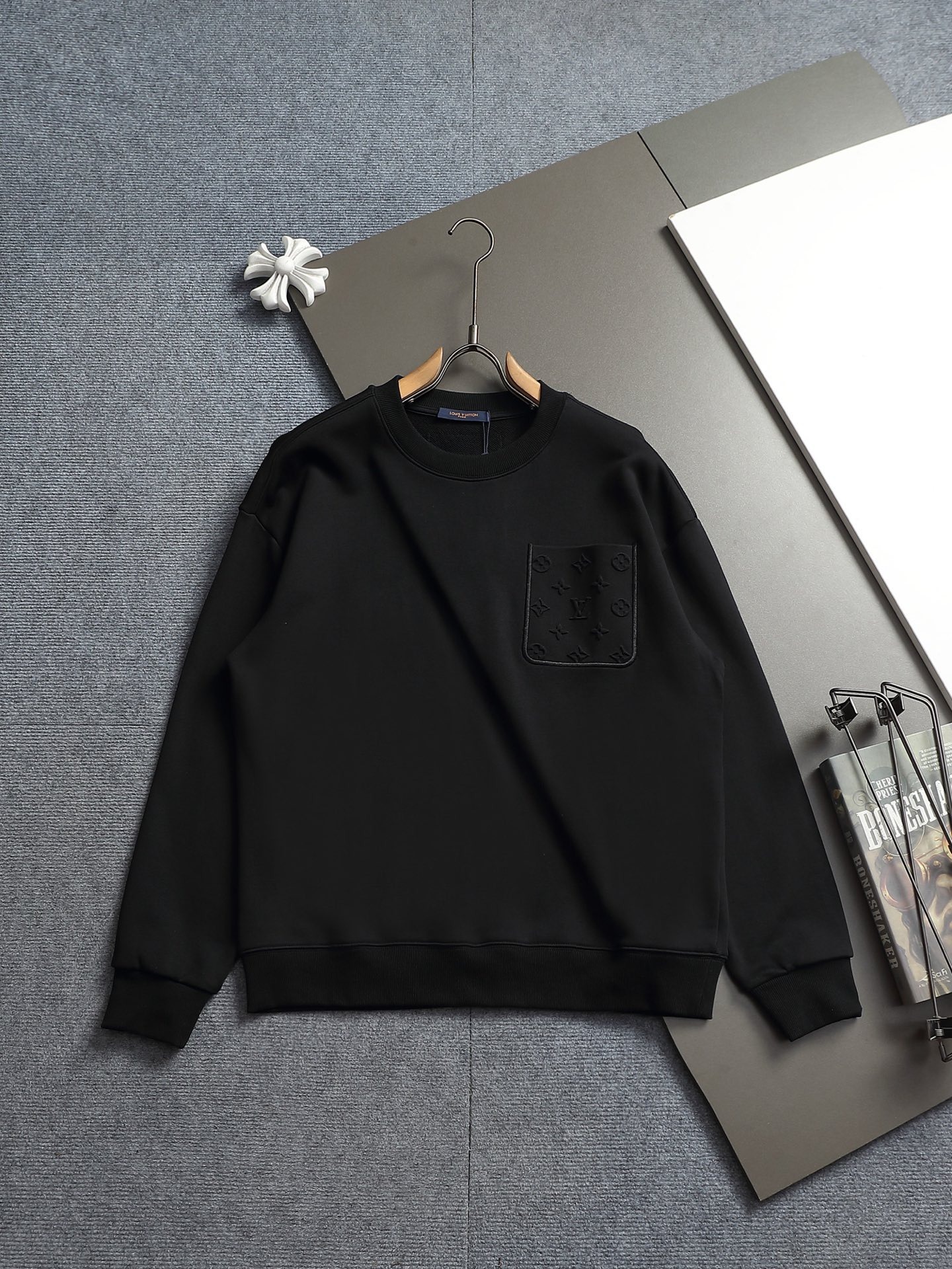 【LOUIS VUITTON】長袖 T シャツ