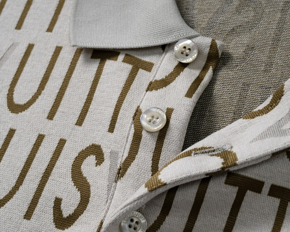 【LOUIS VUITTON】半袖T シャツショートパンツ セットアップ