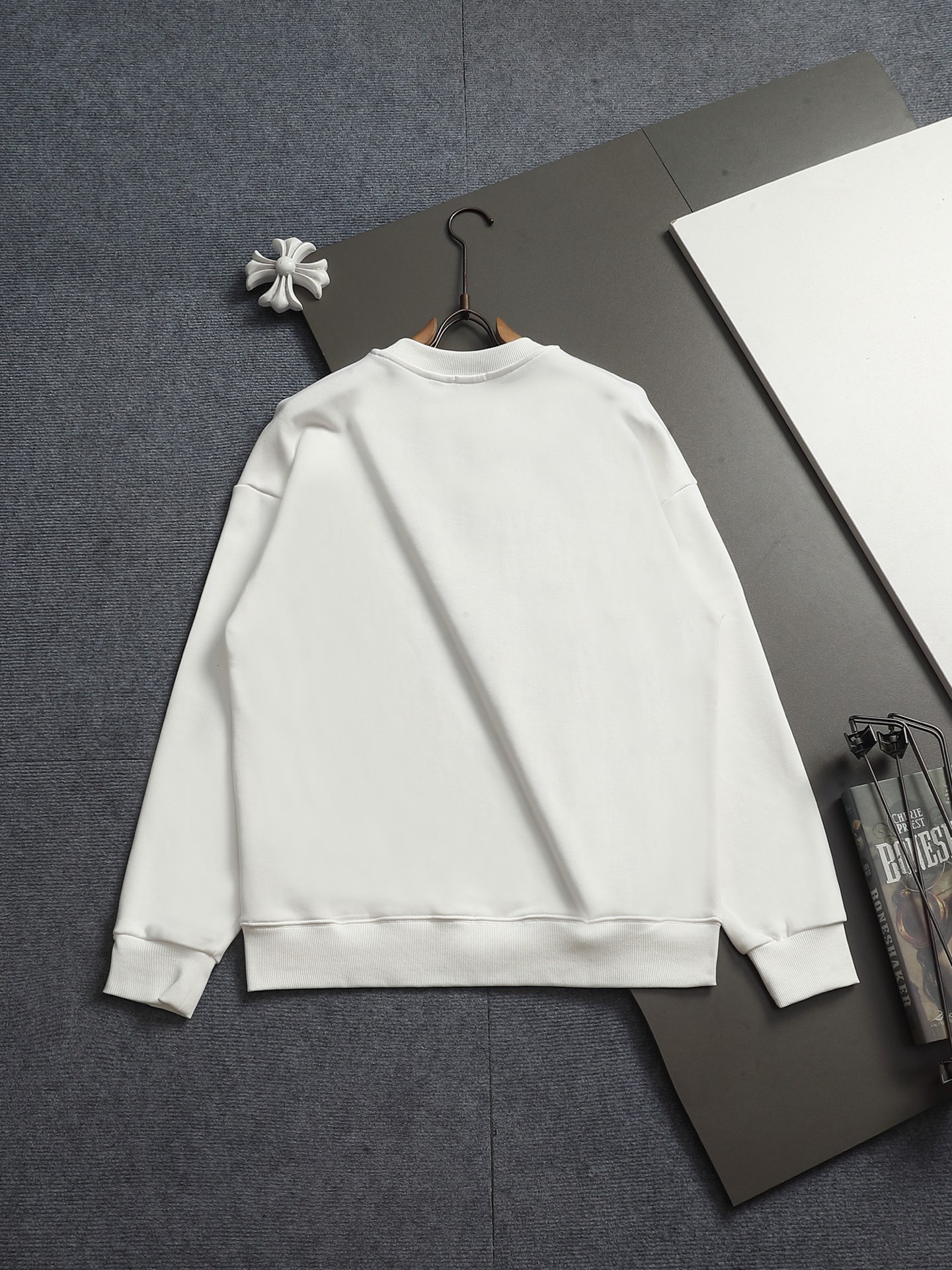 【BURBERRY】刺繍長袖 T シャツ