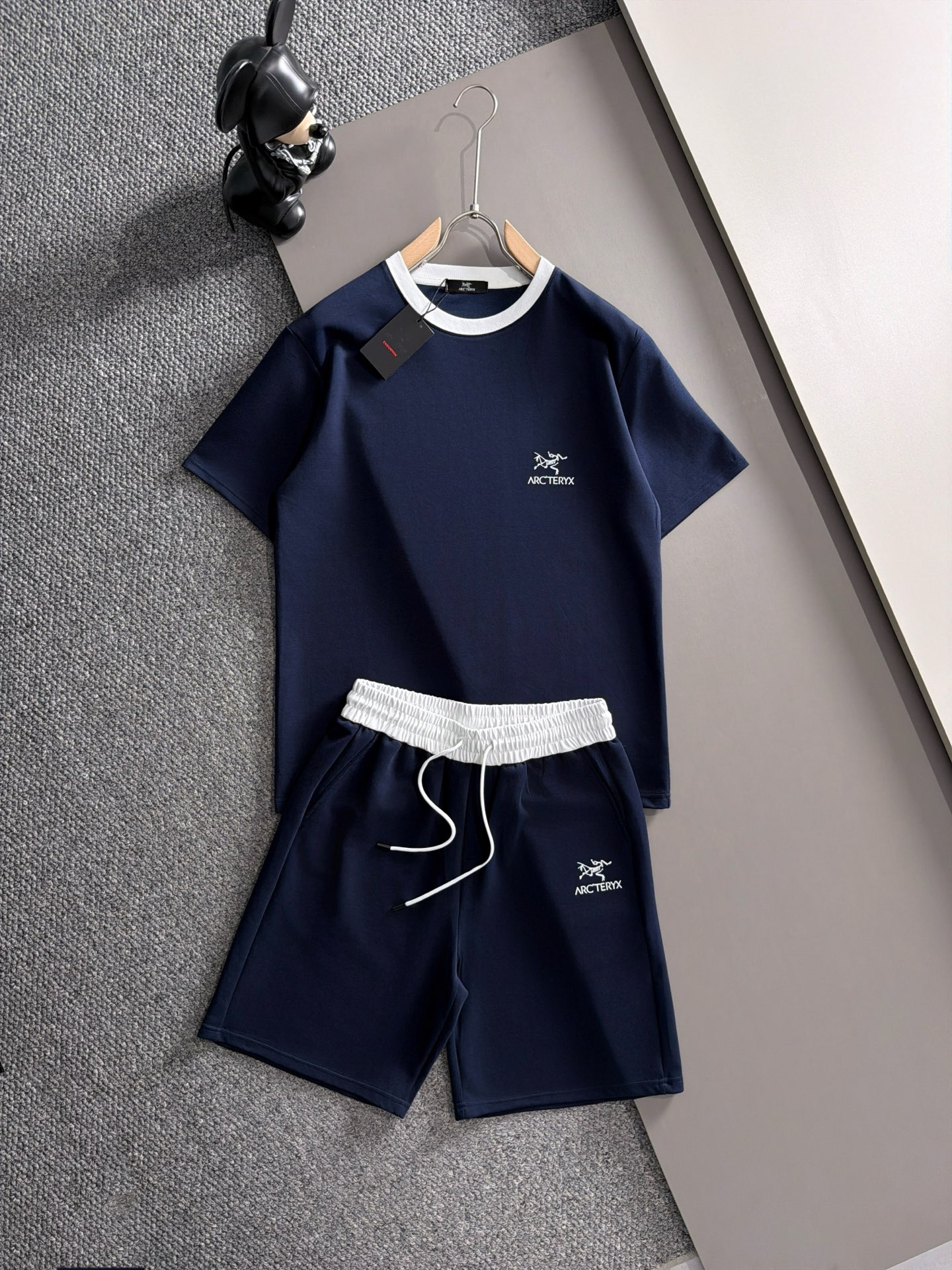 【ARC'TERYX】半袖T シャツショートパンツ セットアップ