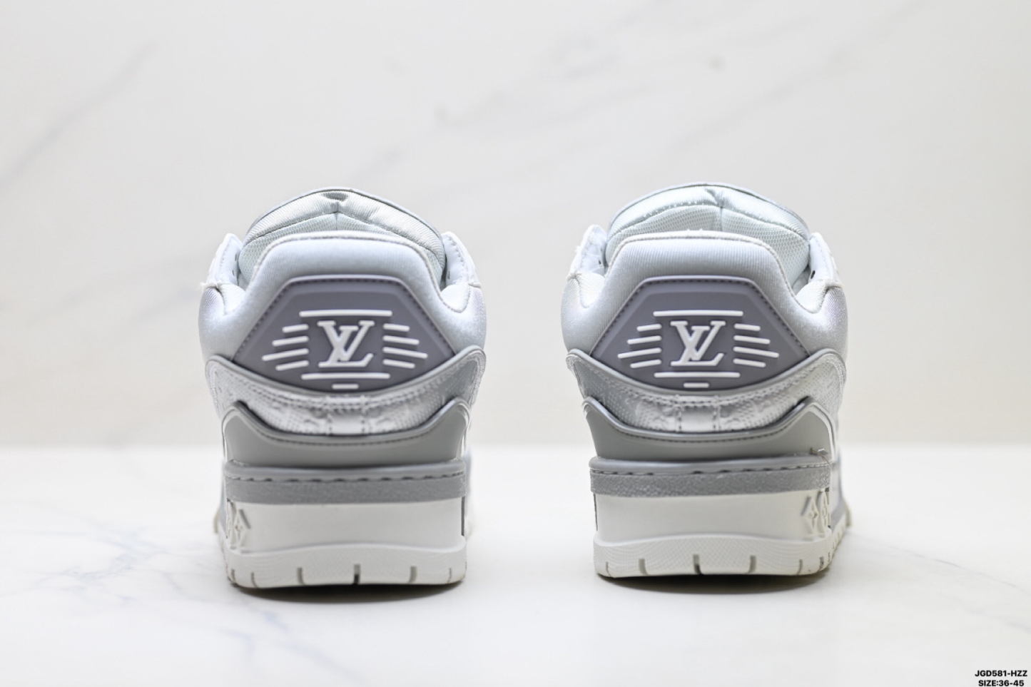 Louis Vuitton Trainer Maxi プラットフォームスニーカー