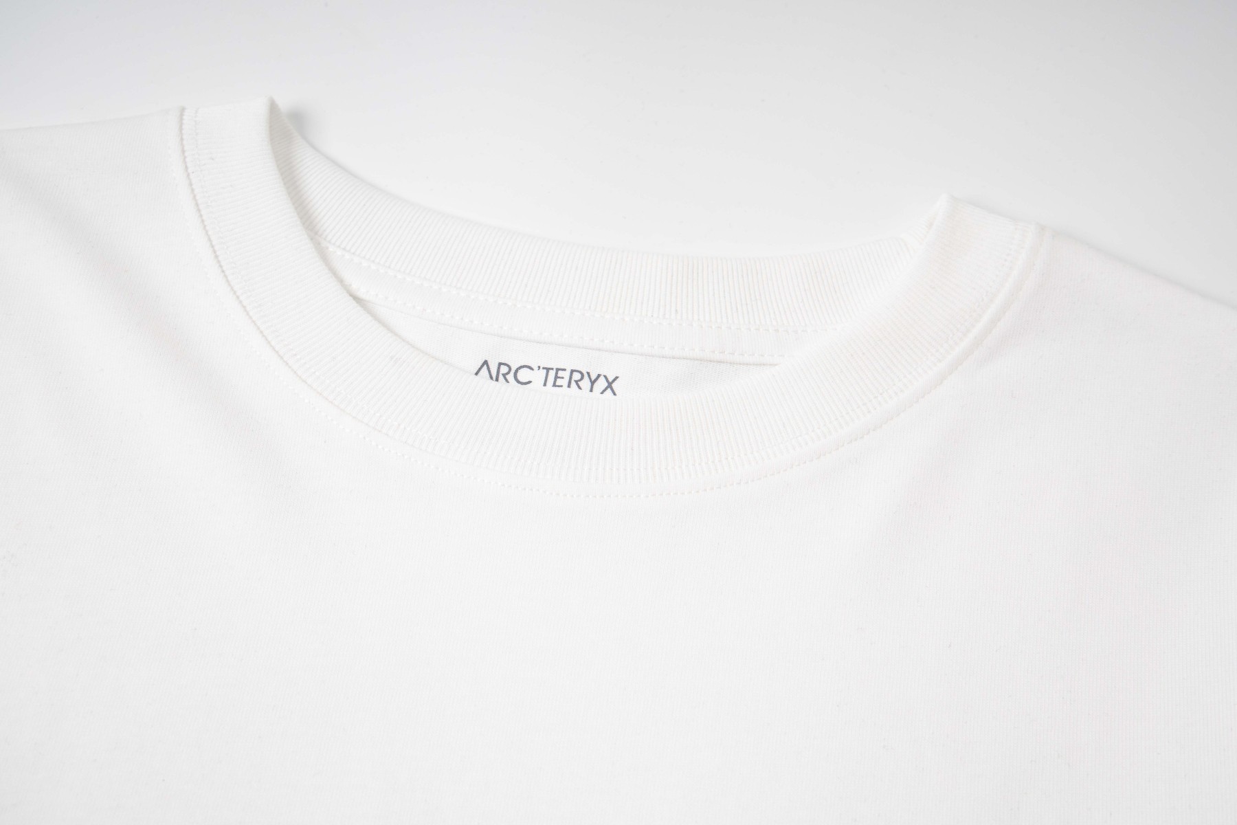 【ARC'TERYX】長袖 T シャツ