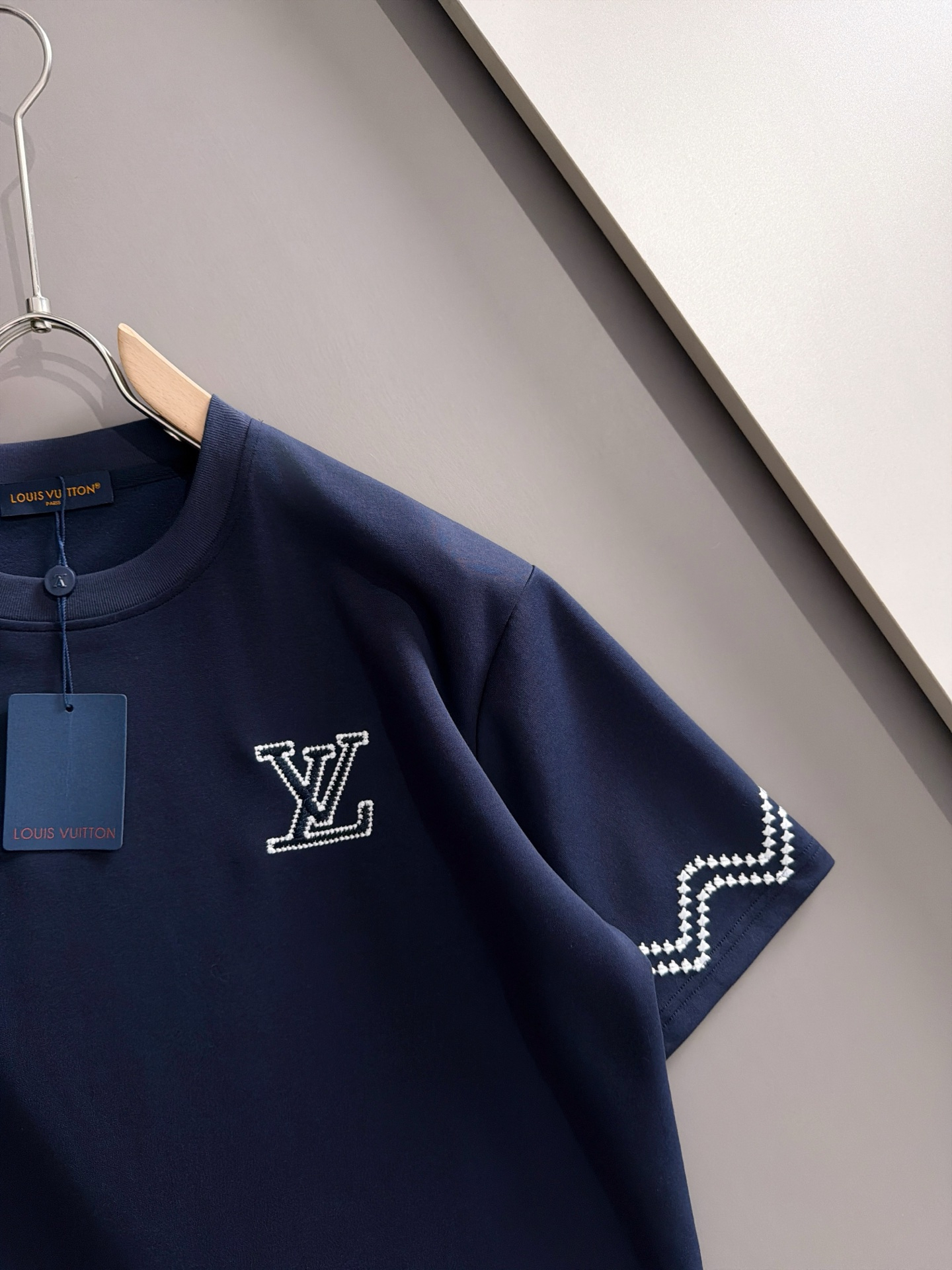 【LOUIS VUITTON】半袖T シャツショートパンツ セットアップ