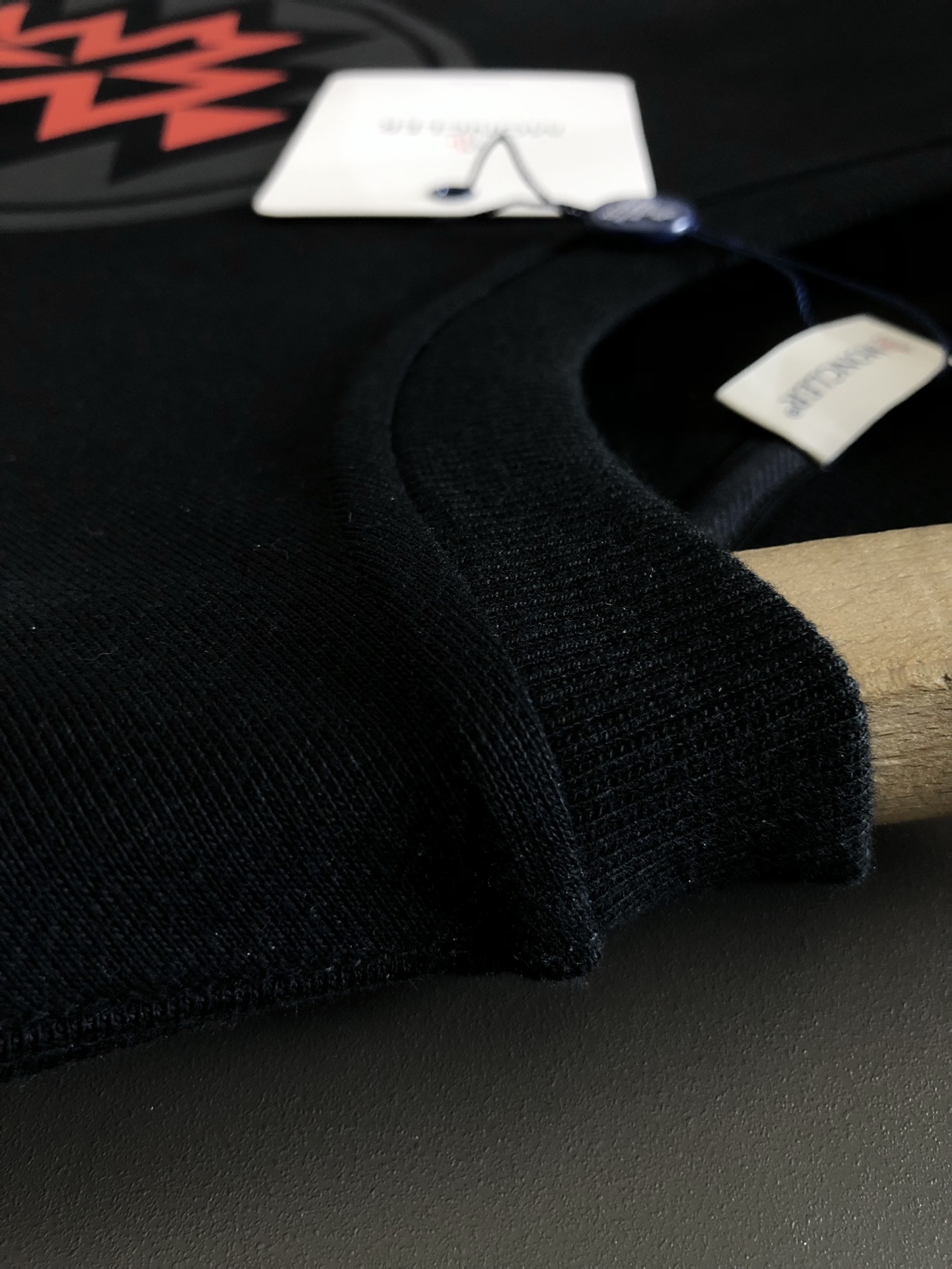 【MONCLER】長袖 T シャツ