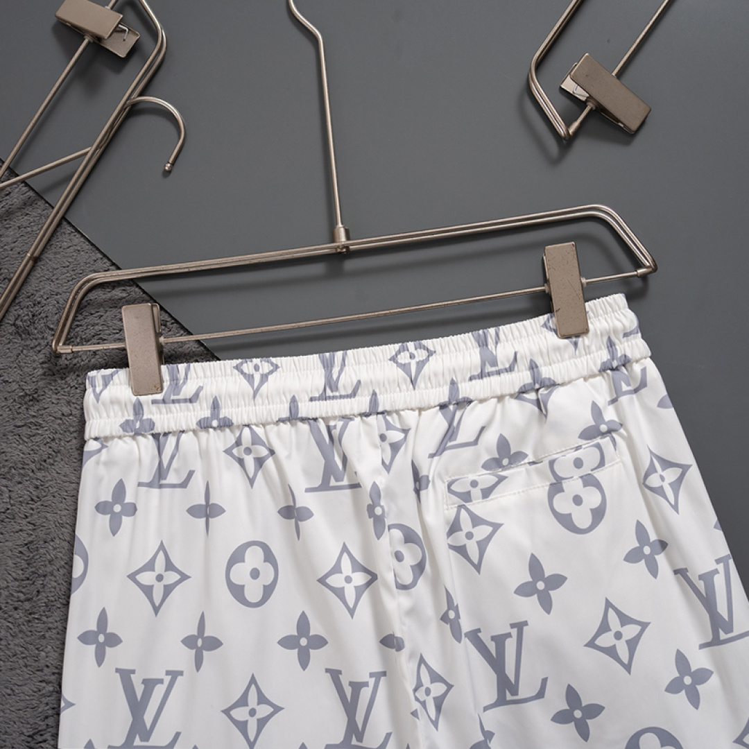 【LOUIS VUITTON】ショートパンツ