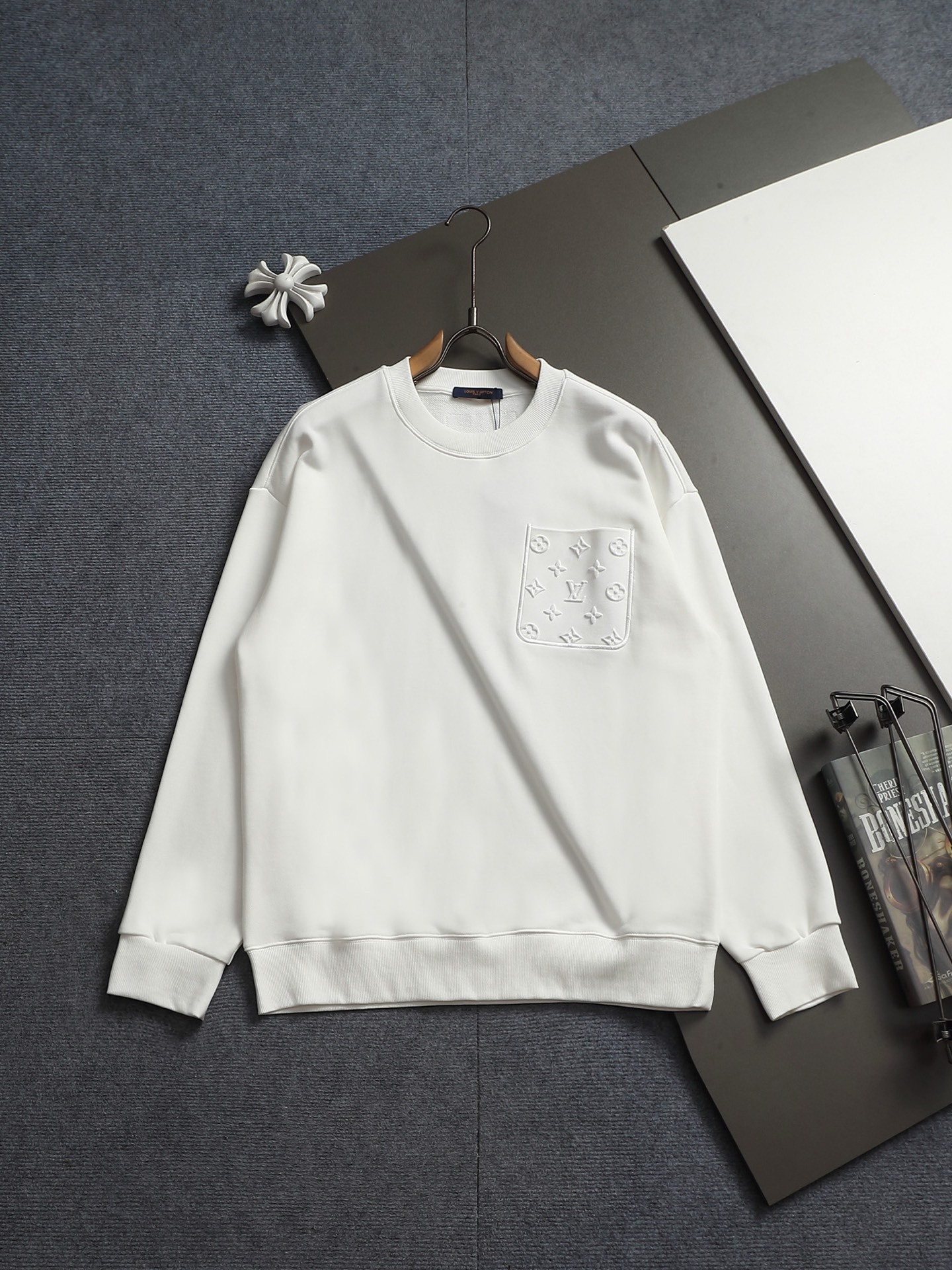 【LOUIS VUITTON】長袖 T シャツ
