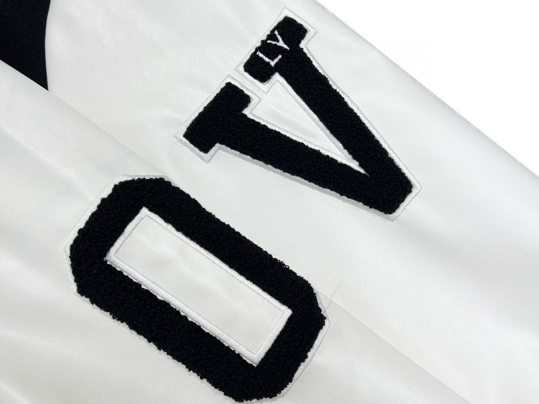 【LOUIS VUITTON】ルイヴィトン ジャケット